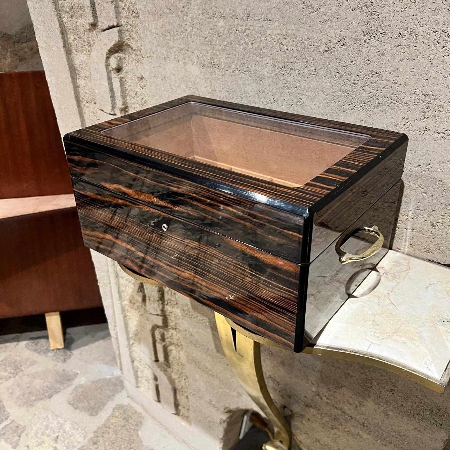 20th Century Luxurious Cigar Humidor Exotic Macassar Glass Top and Brass For Sale