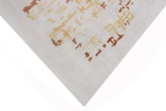 Luxurious Handcrafted Ivory / Orange Area Rug
