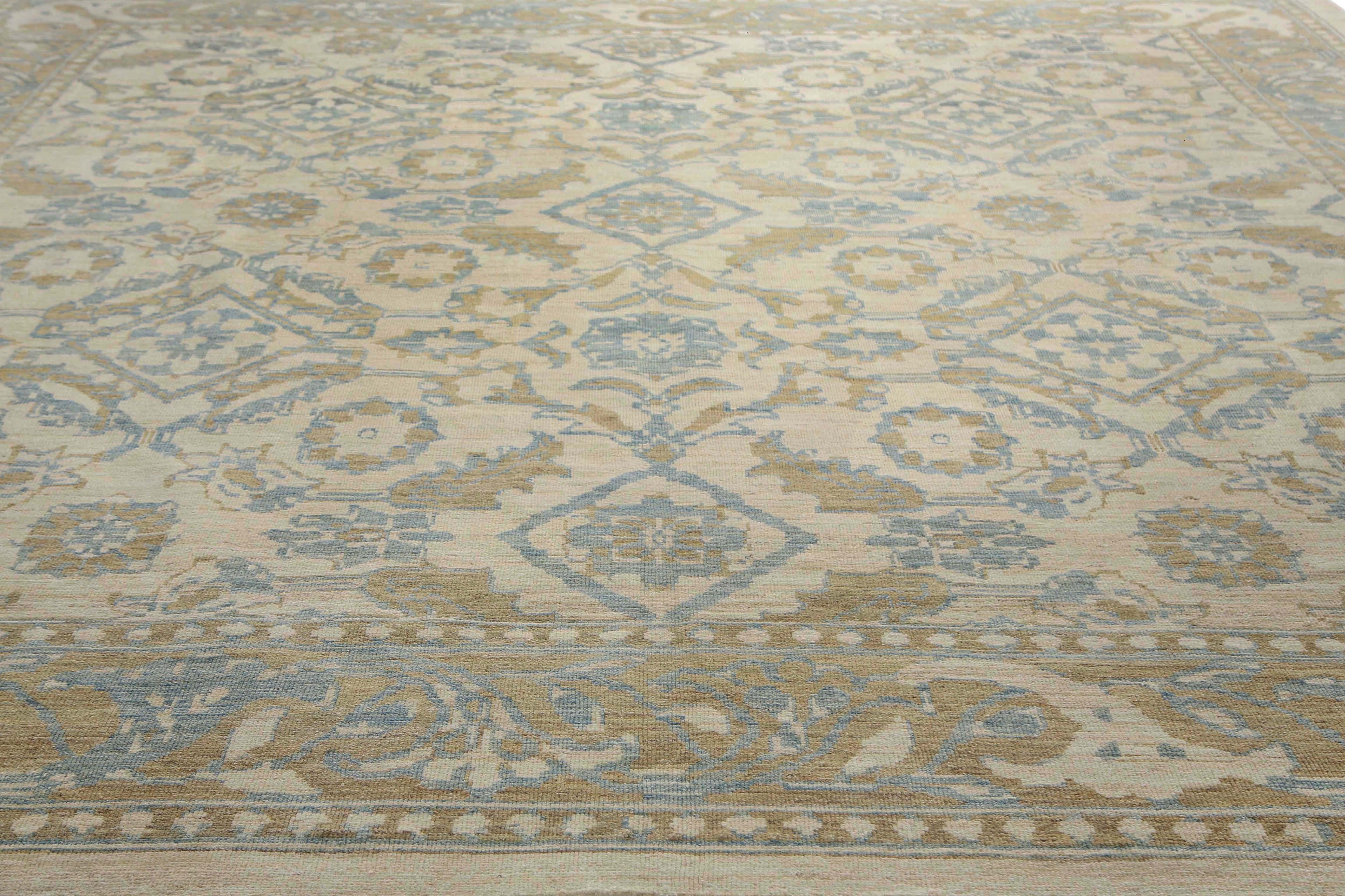 Contemporary Luxurious Handmade Sultanabad Rug - Transitional Design, Blue, Green, and Yellow For Sale