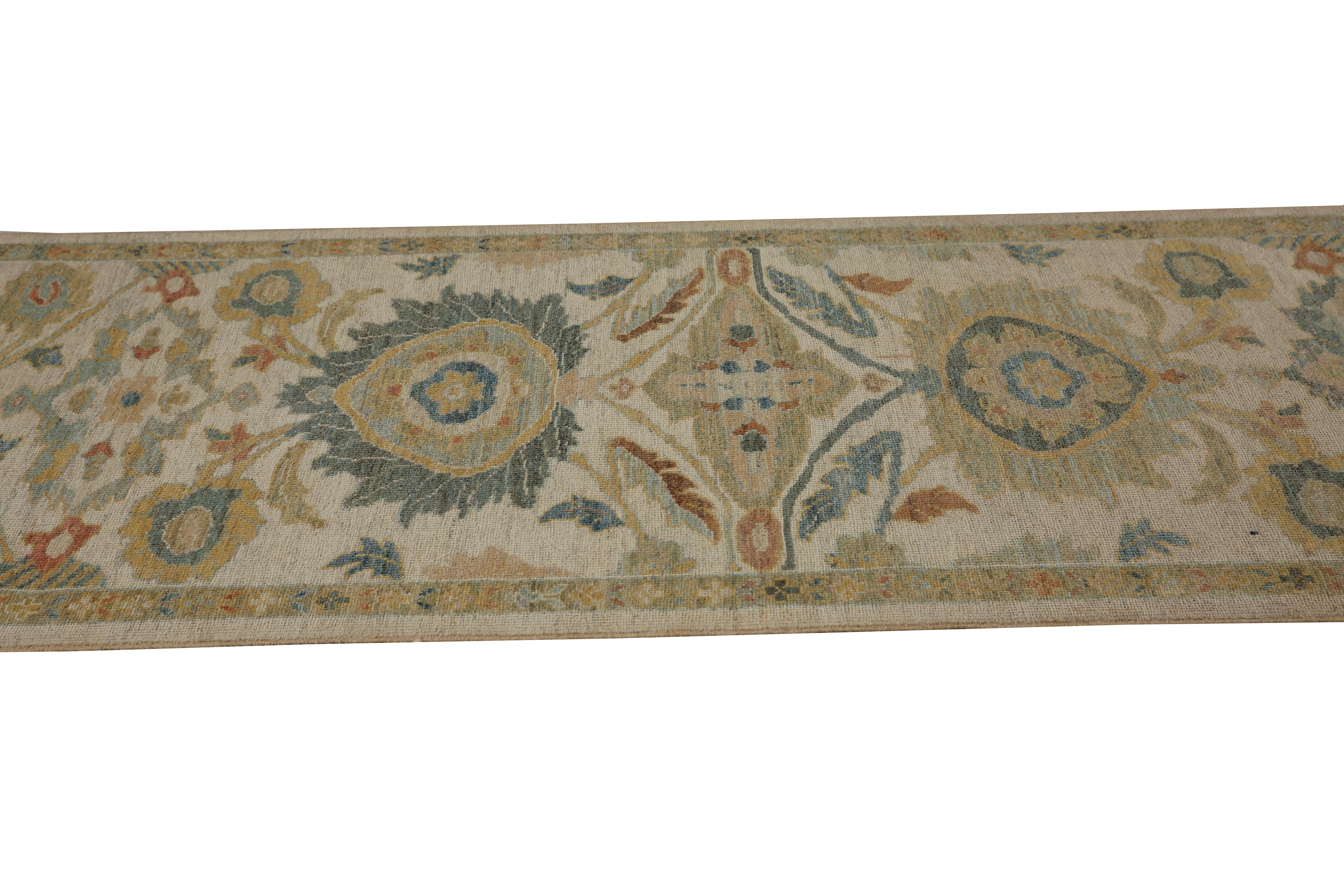 Contemporary Luxurious Handmade Sultanabad Rug - Transitional Design, Blue, Orange, Green, Re For Sale