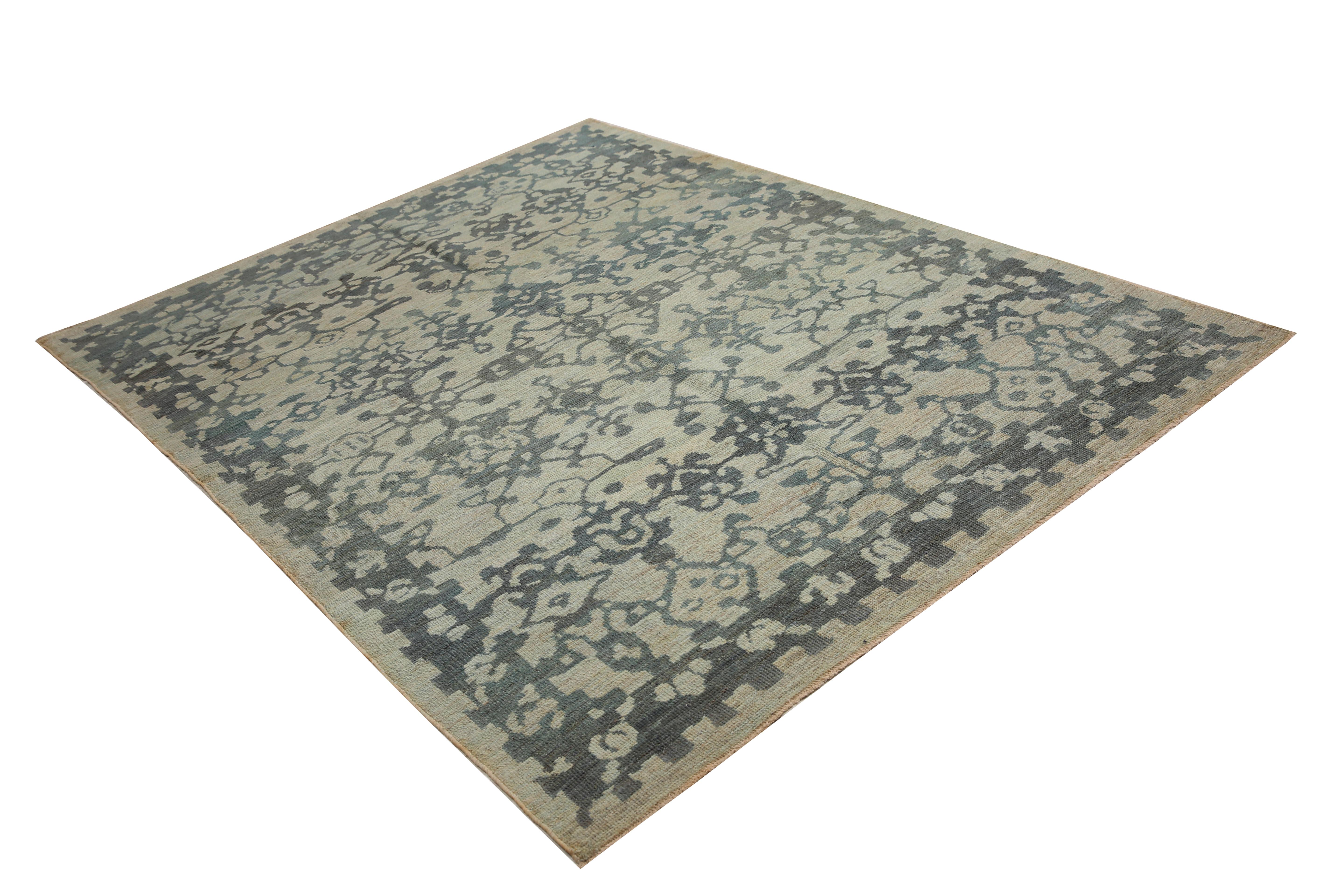 Luxurious Handmade Sultanabad Rug - Transitional Design, Blue Tones - 5'10'' x 8 For Sale 3