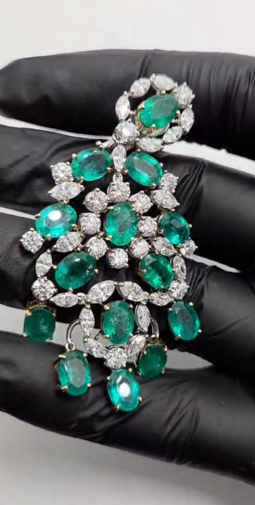 De las mujeres Lujosos Pendientes Racimo Italianos de Oro Blanco de 7 cm con Esmeraldas de 30 ct en venta