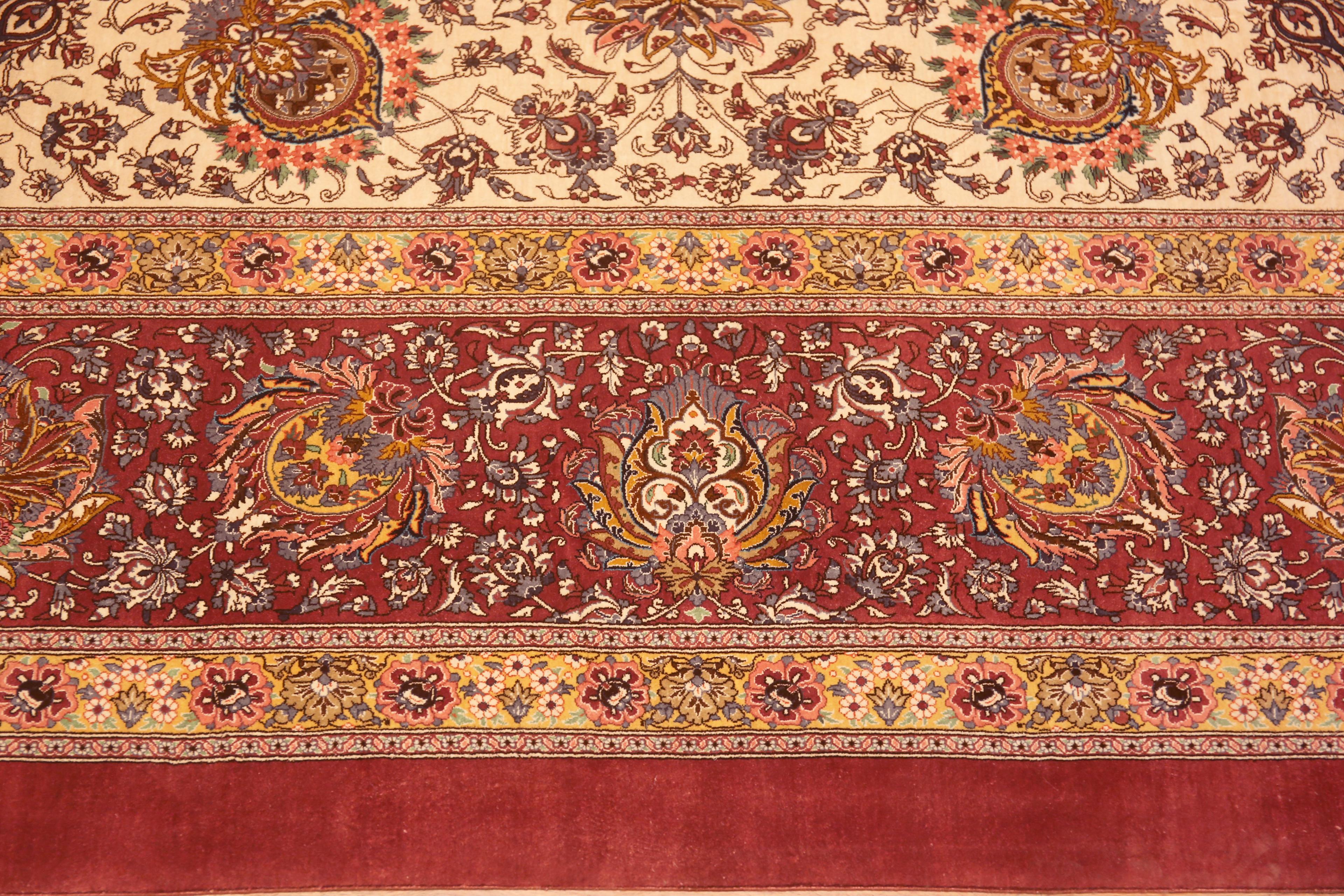 Lujosa Alfombra Qum Persa de Seda Fina Vintage Floral en Marfil 10' x 13'9 en venta 2