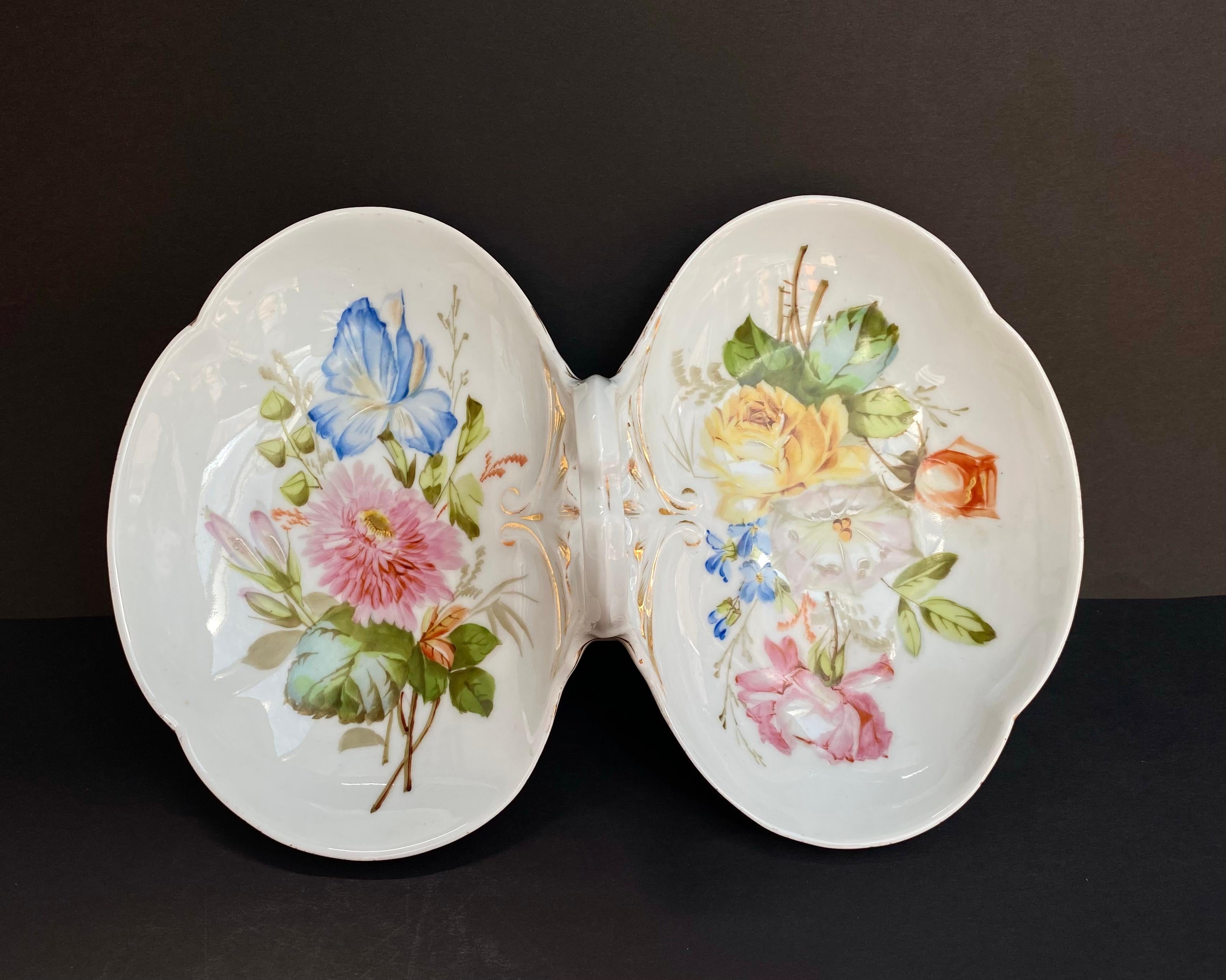 Luxurious Large Serving Plate With Two Sections, France, 1920s In Excellent Condition In Bastogne, BE