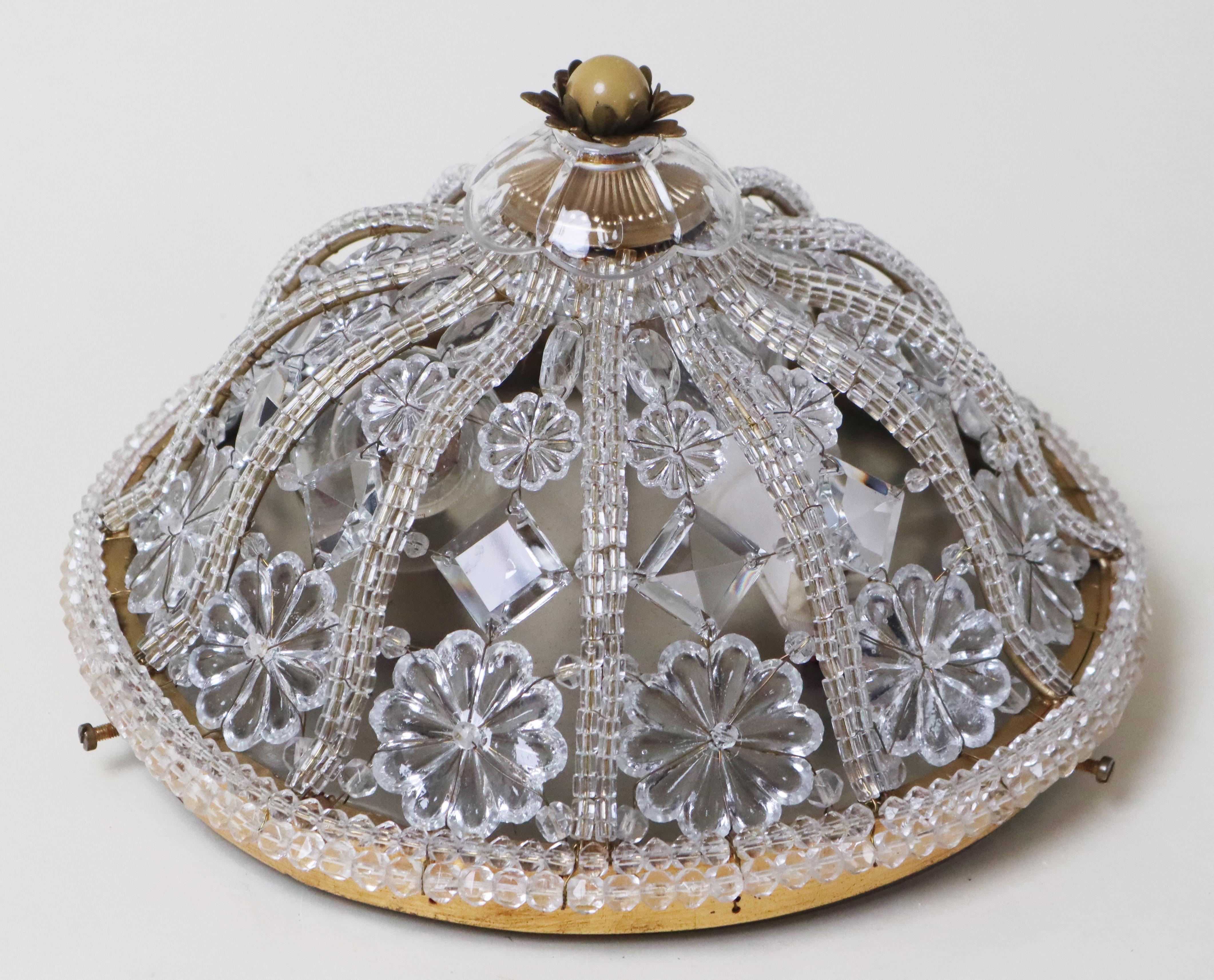 Lujoso empotrable de cristal de plomo con diseño floral estilo Hollywood Regency Chapado en oro en venta