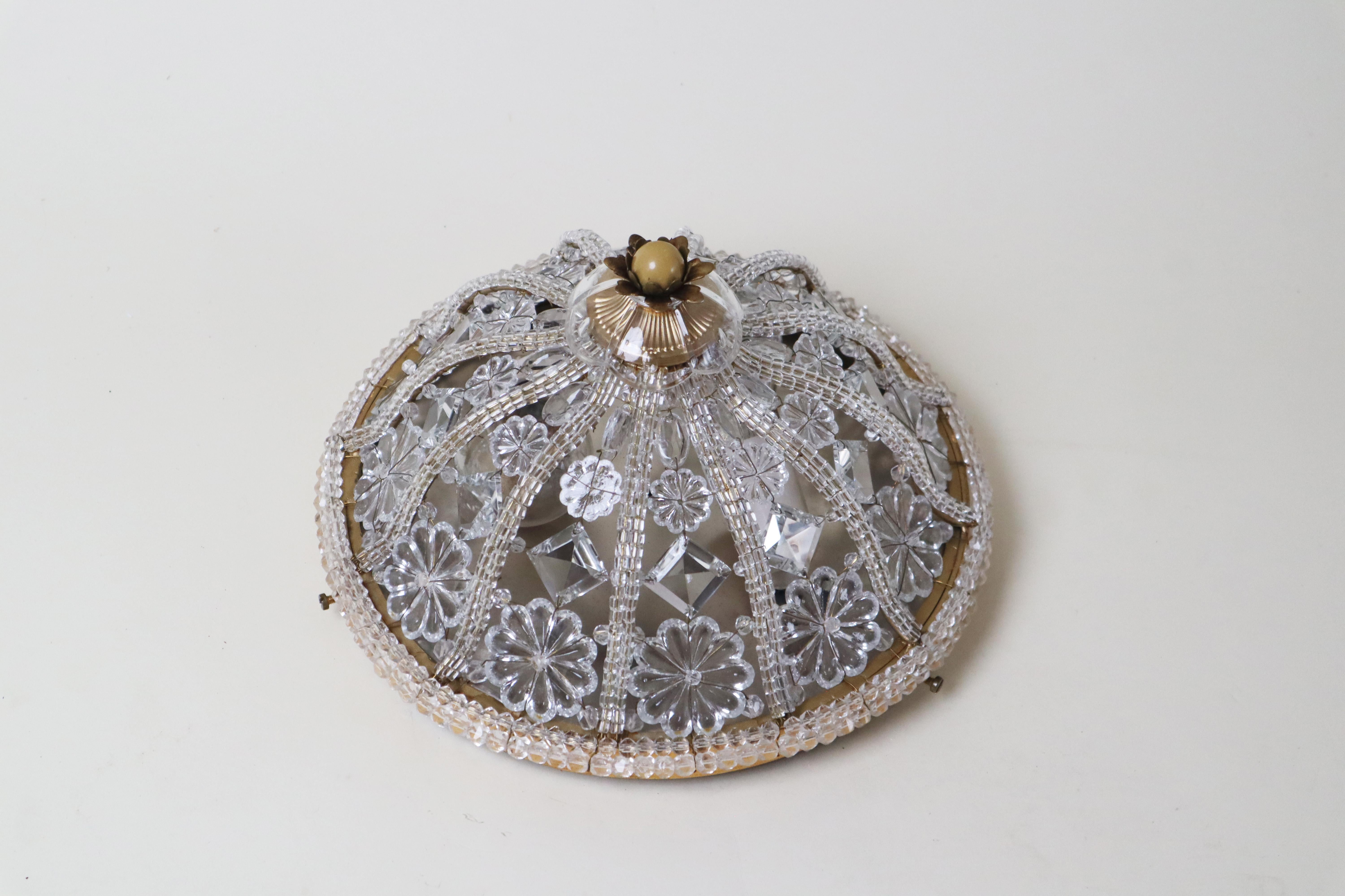 Lujoso empotrable de cristal de plomo con diseño floral estilo Hollywood Regency en venta 1