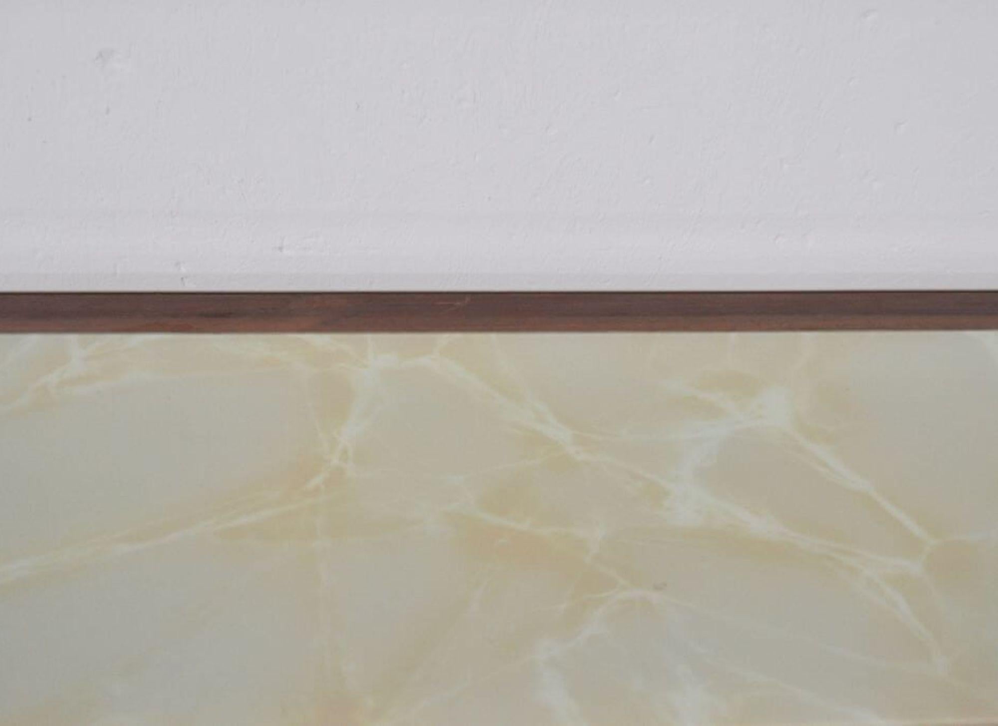 Luxurious Mahogany Credenza with Pear, Brass, and Marbled Glass by F.lli Rigamon in vendita 8