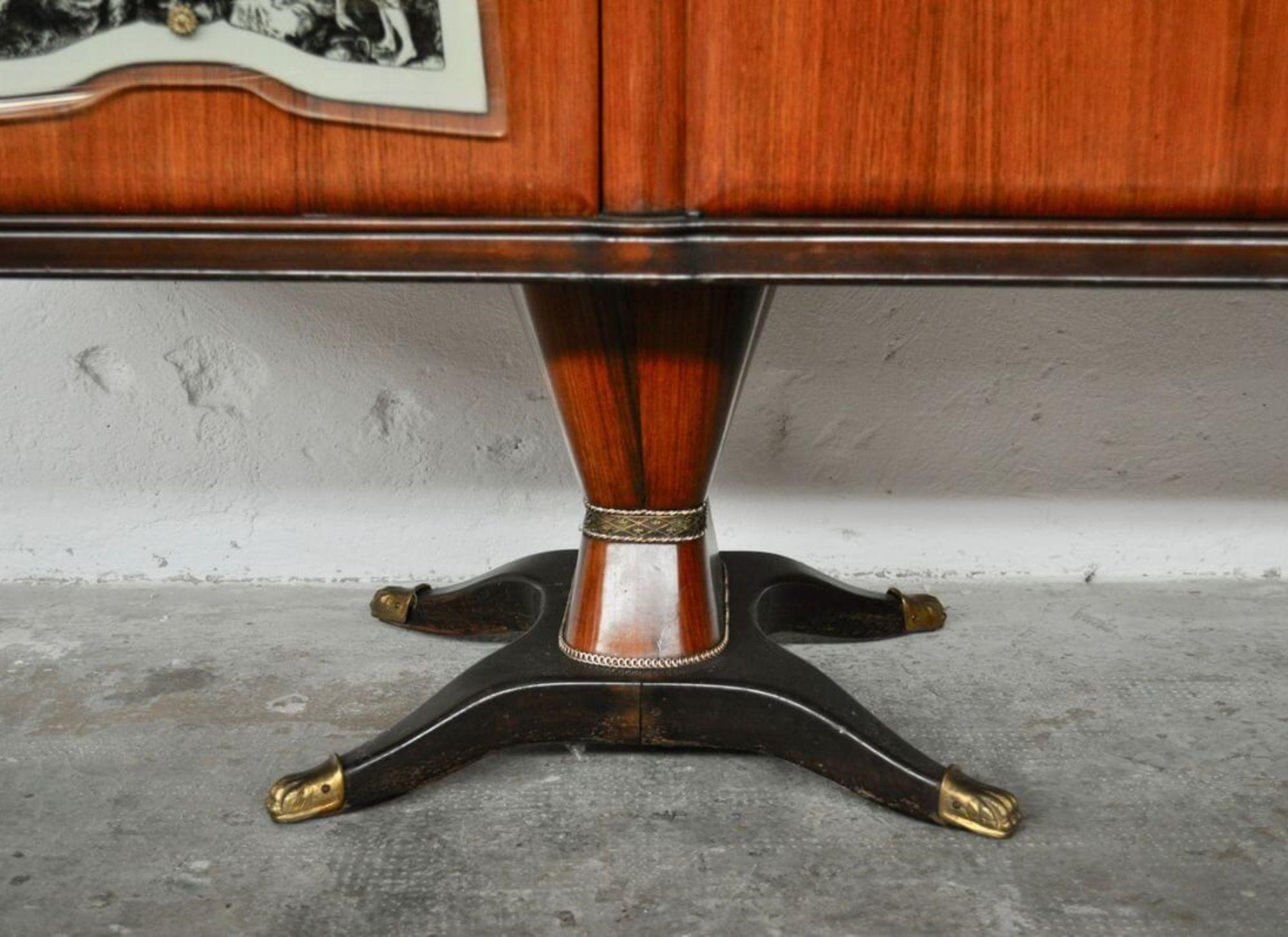 Luxurious Mahogany Credenza with Pear, Brass, and Marbled Glass by F.lli Rigamon in vendita 9