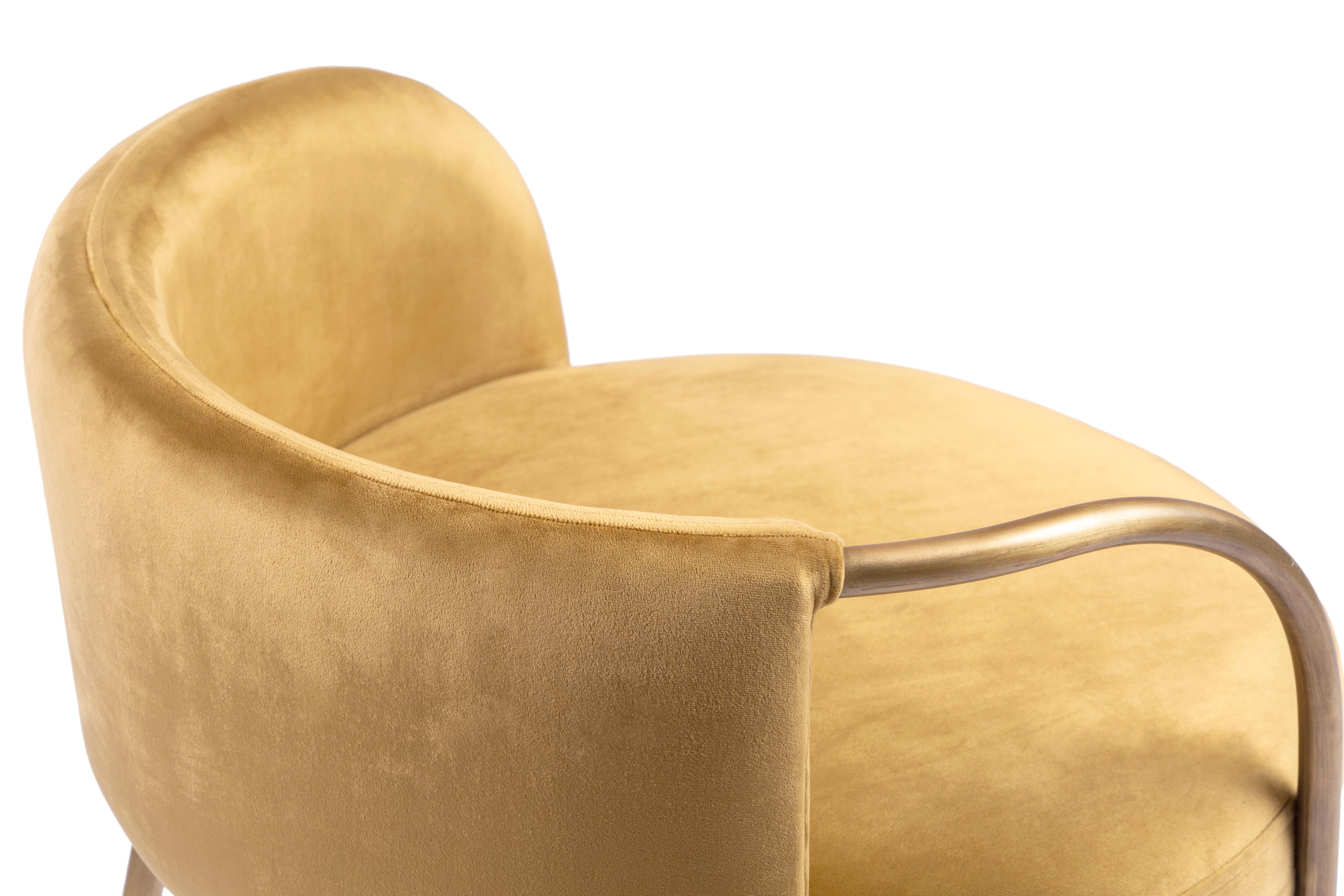 Égyptien Chaise de salle à manger moderne et luxueuse avec revêtement en acier inoxydable doré et velours en vente