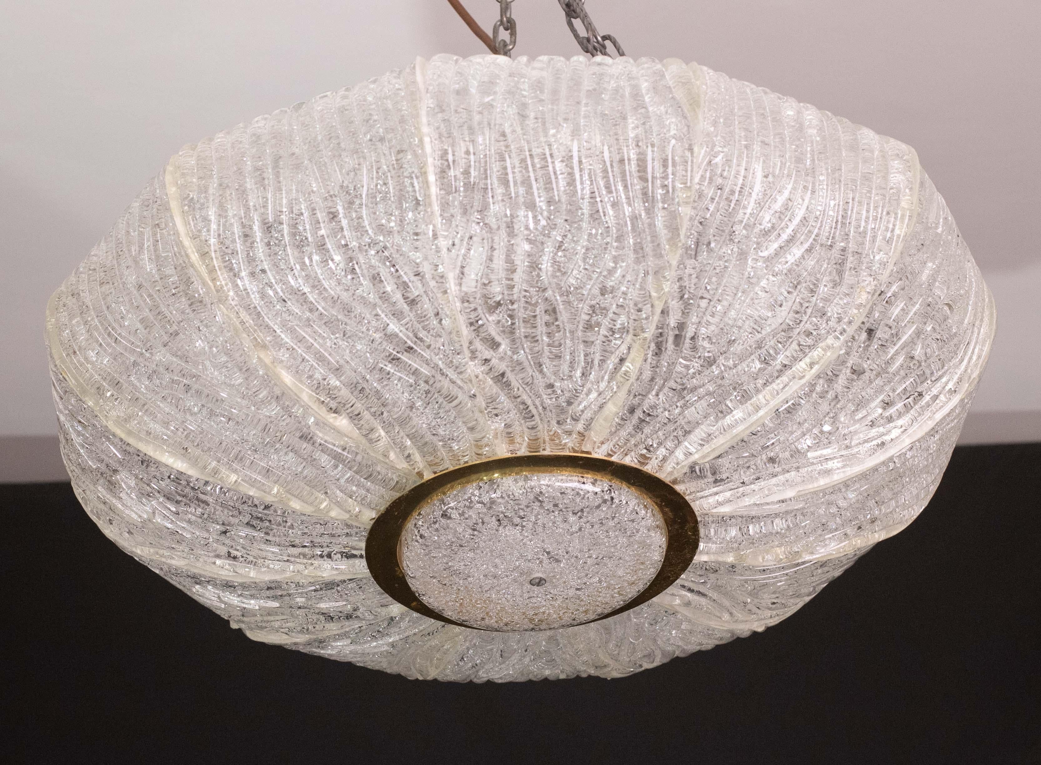 Lujosa lámpara de techo de cristal de Murano modelo Royal de Barovier e Toso, años 70 Europeo en venta
