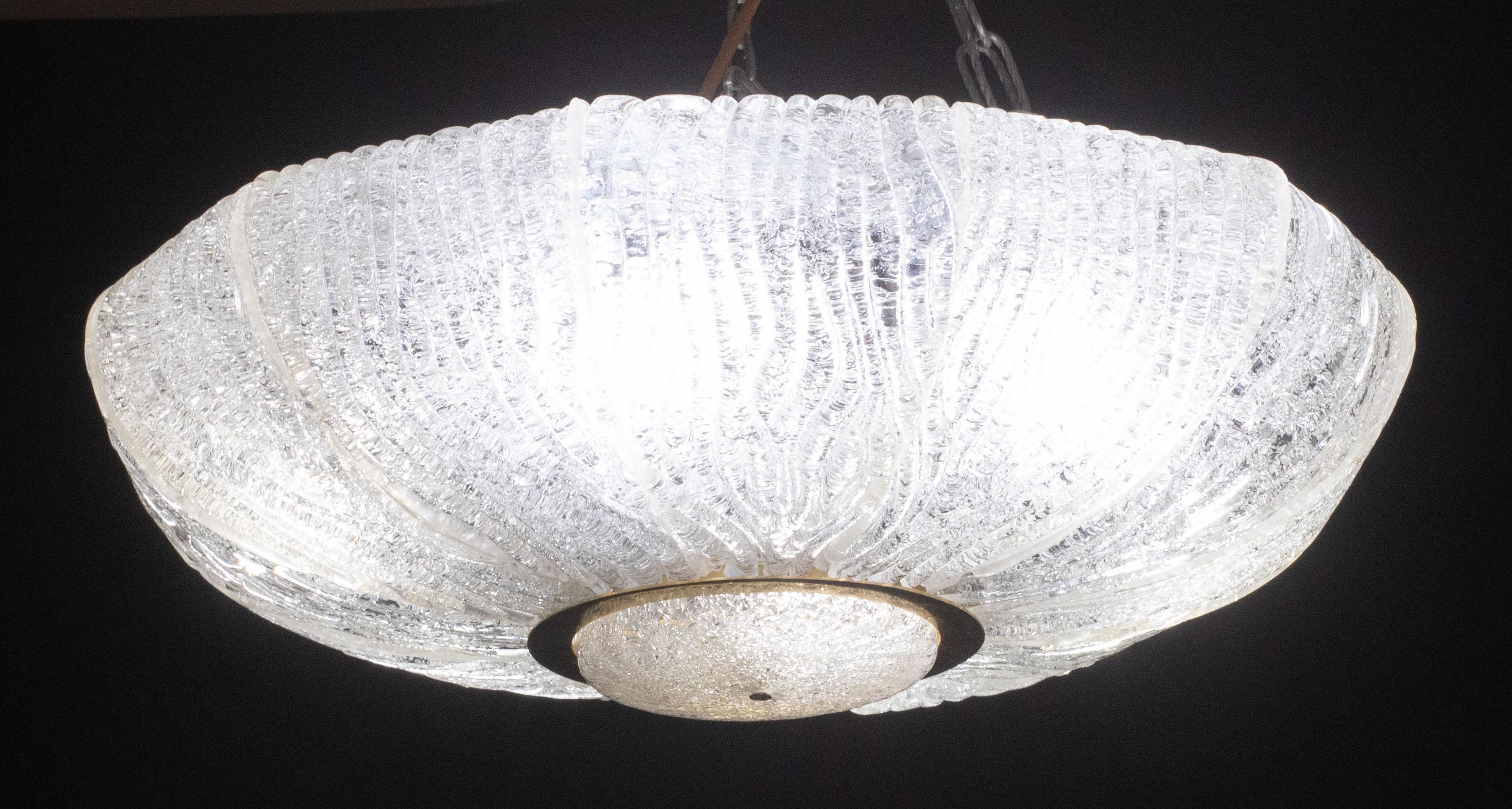 Lujosa lámpara de techo de cristal de Murano modelo Royal de Barovier e Toso, años 70 finales del siglo XX en venta