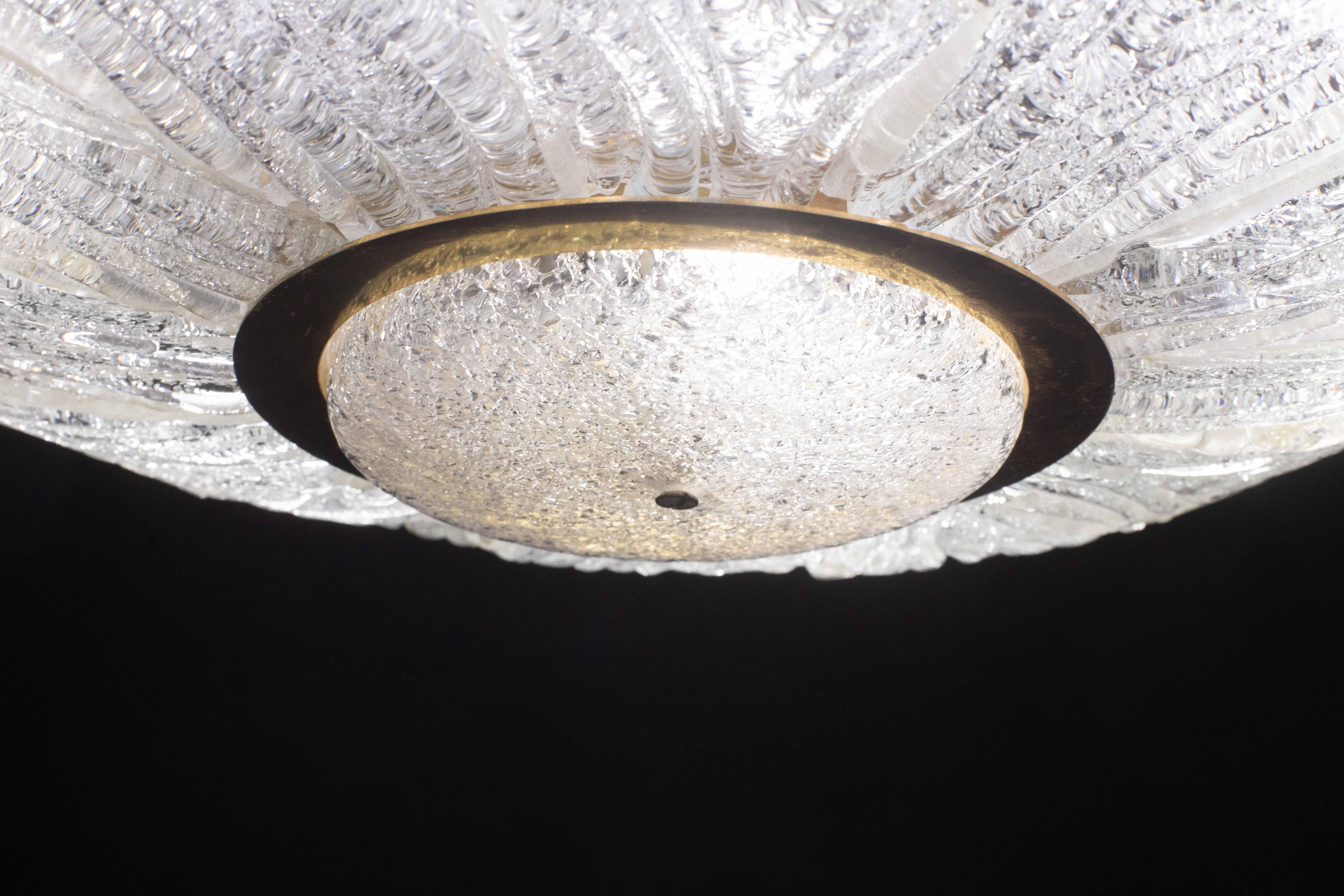 Lujosa lámpara de techo de cristal de Murano modelo Royal de Barovier e Toso, años 70 en venta 1