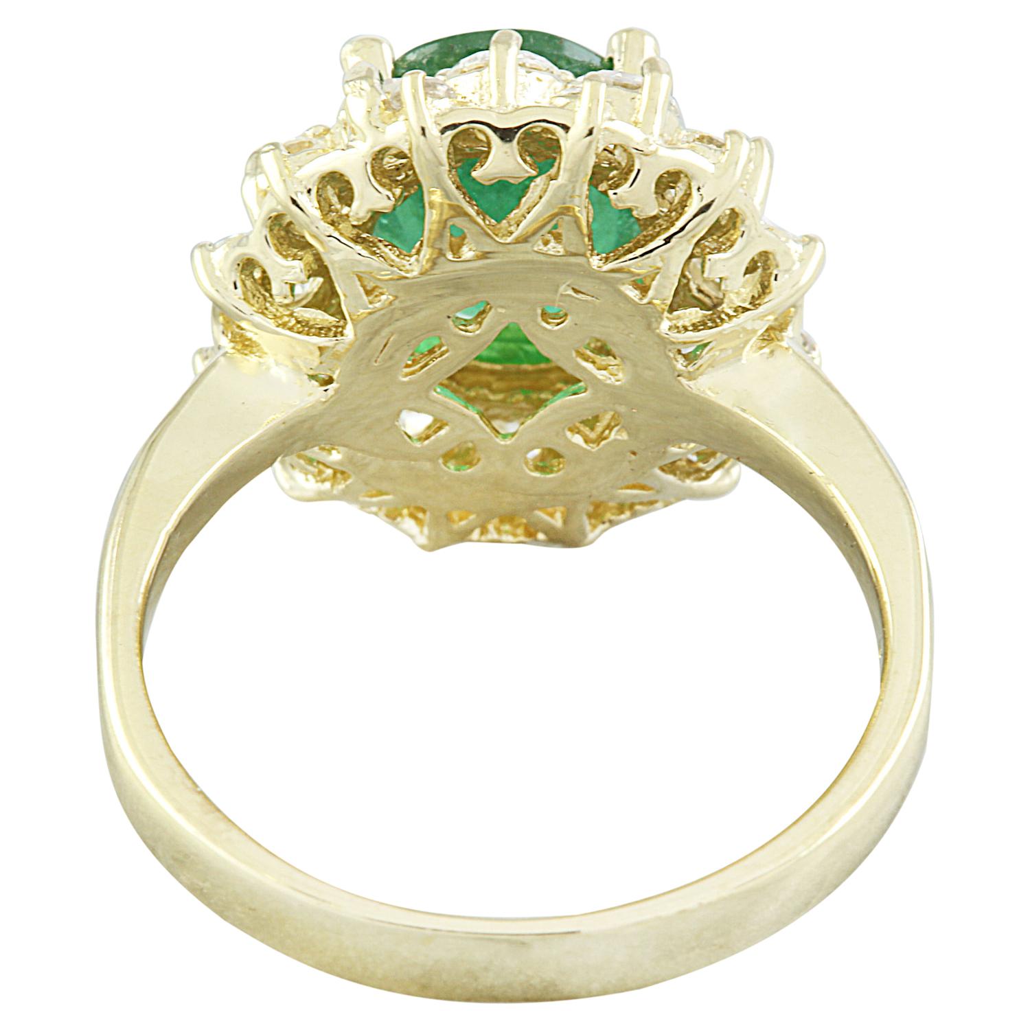 Oval Cut Luxurious Natural Emerald Diamond Ring in 14K Solid Yellow Gold For Sale
