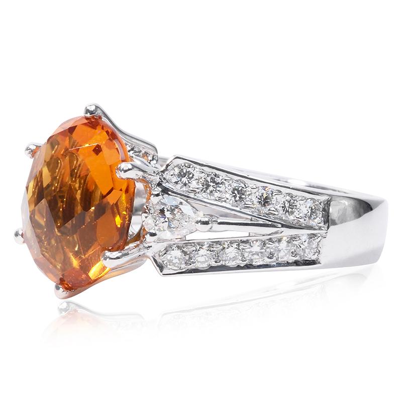 Oval Cut Luxurious Oval Ring with 4.38 ct Citrine Natural Gemstone and Diamonds- IGI Cert