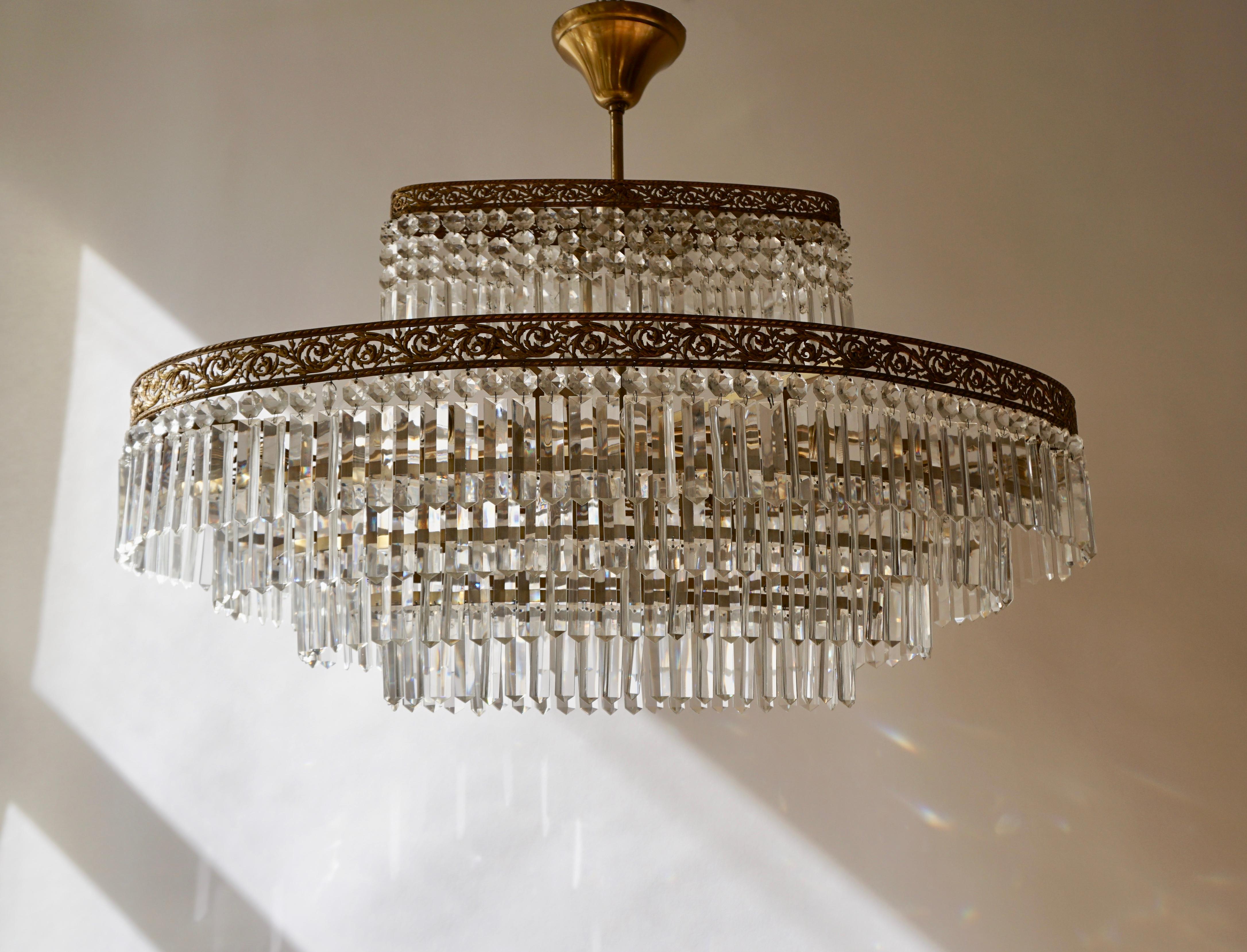 oval crystal chandelier