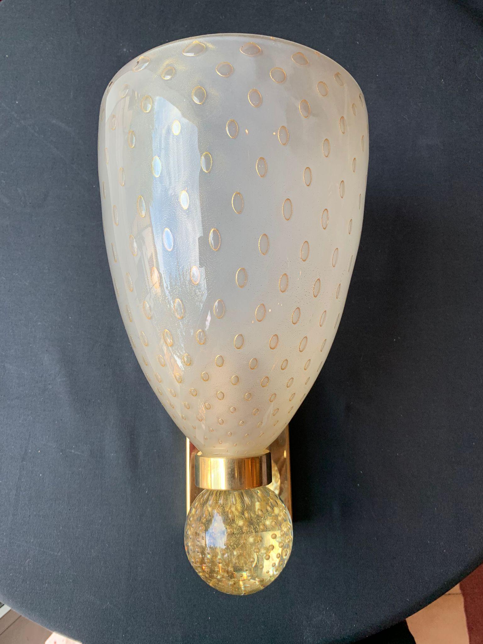Luxurious Pair of Wall Lamps by Barovier & Toso, Murano, 1960s For Sale 5