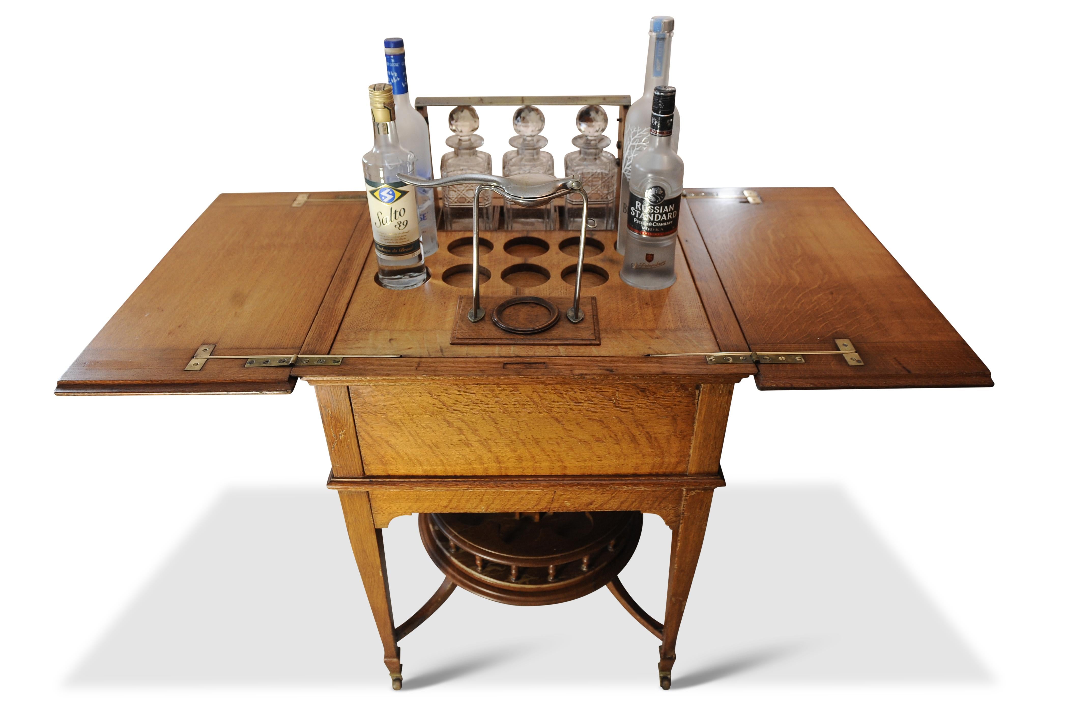 Luxuriöser und seltener Asprey & Co. London Royal Warrant Drinks Cabinet Dry Bar (Edwardian) im Angebot