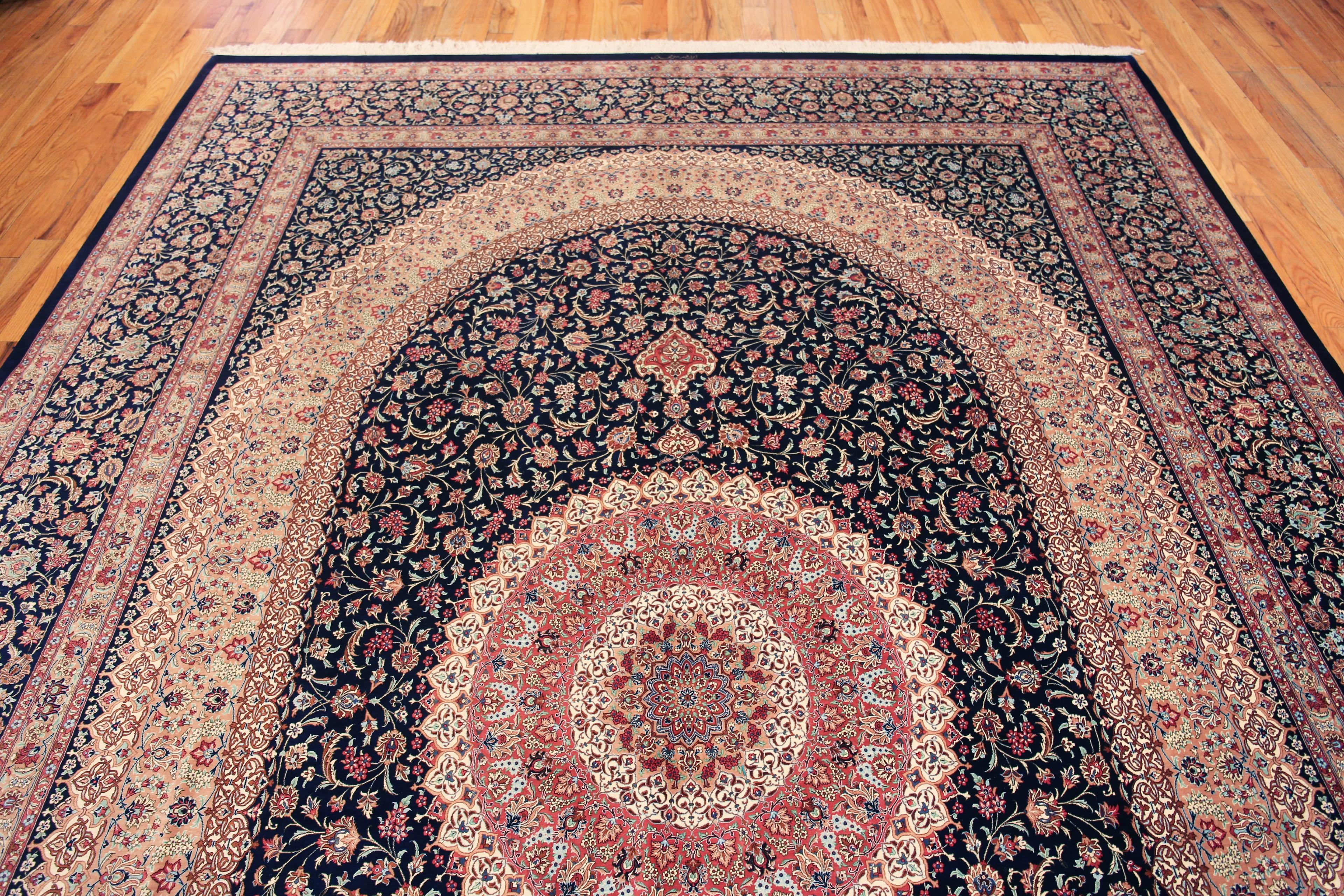 Luxuriöser blauer persischer Qum Gonbad-Teppich in Zimmergröße aus Seide, Vintage 9'7