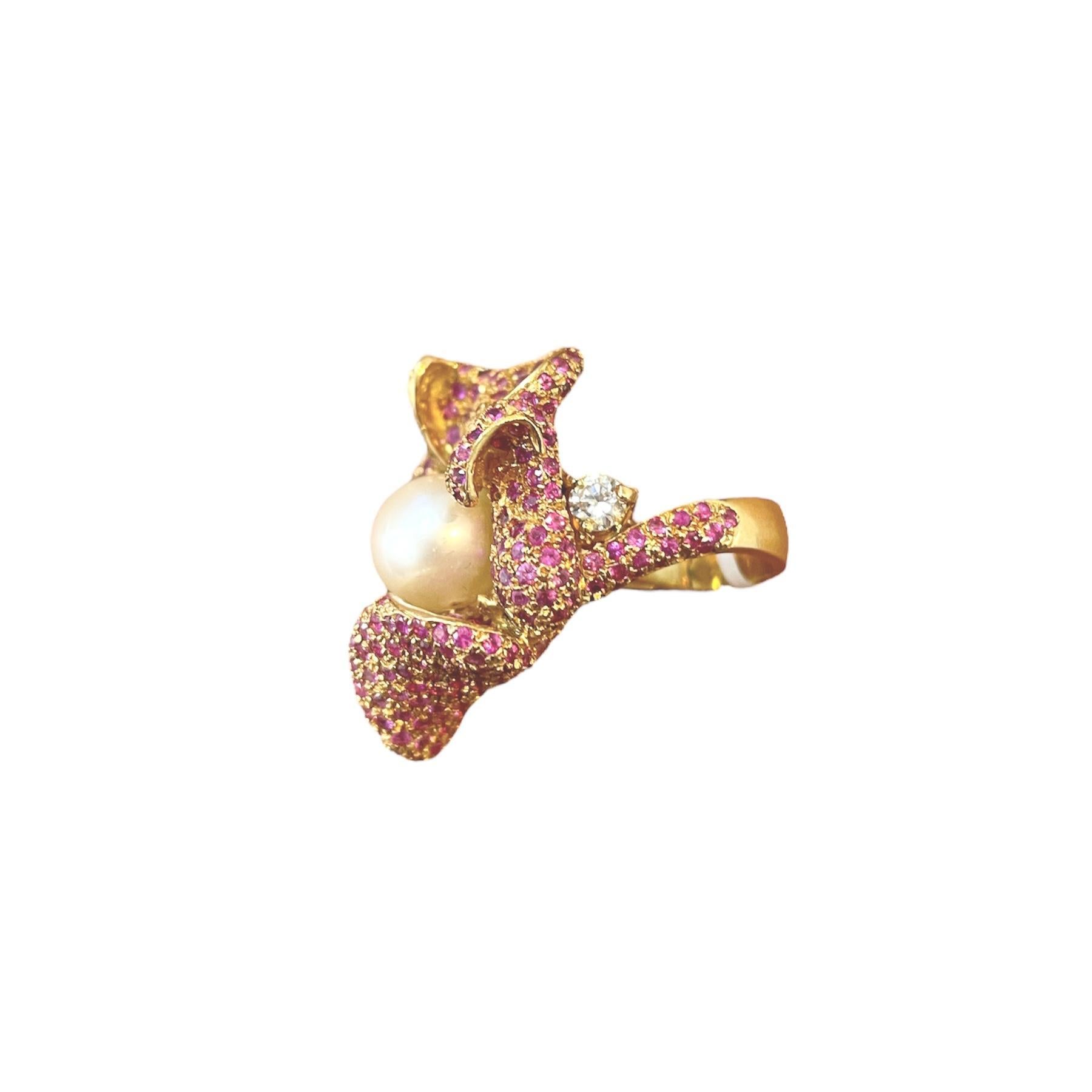 Retro Ruby Pearl Flower Ring- 18K Yellow Gold