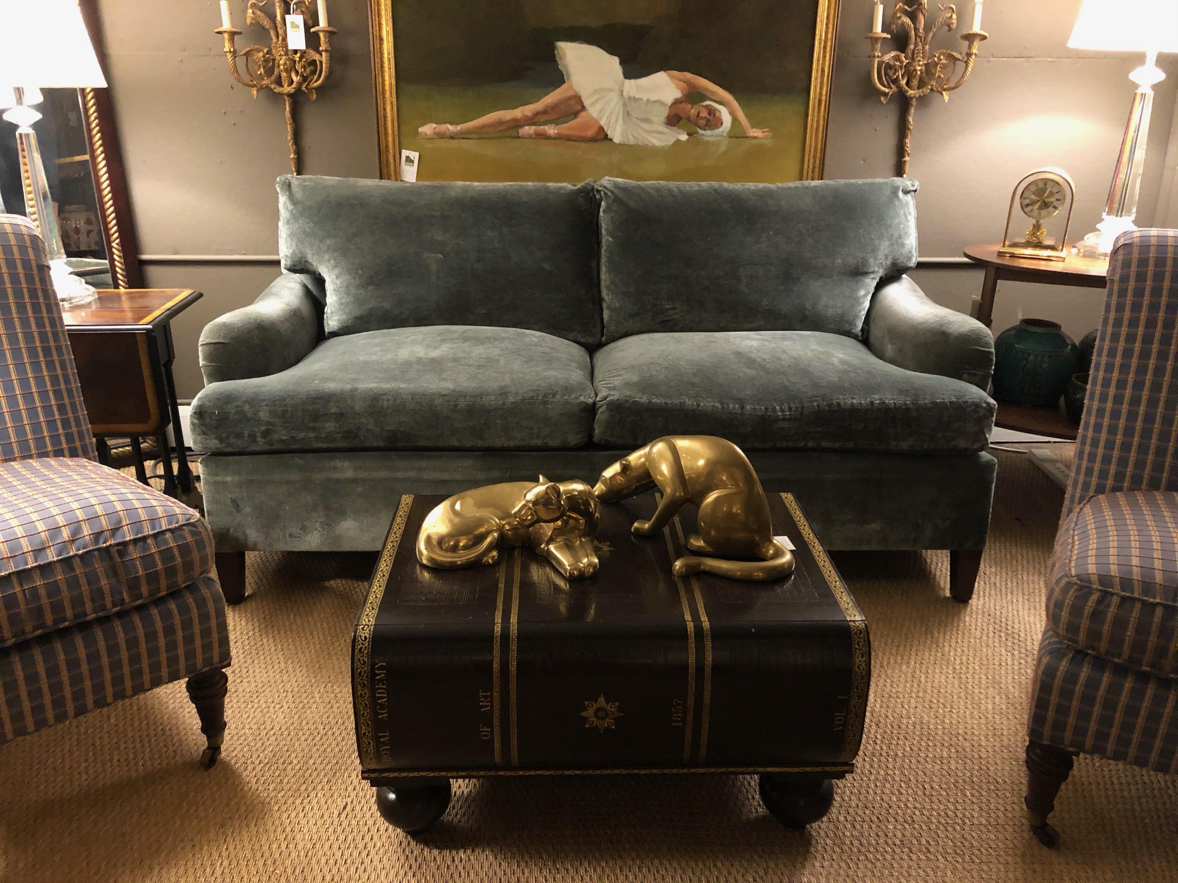 Luxurious Sage Velvet George Smith Style Classic Sofa 12