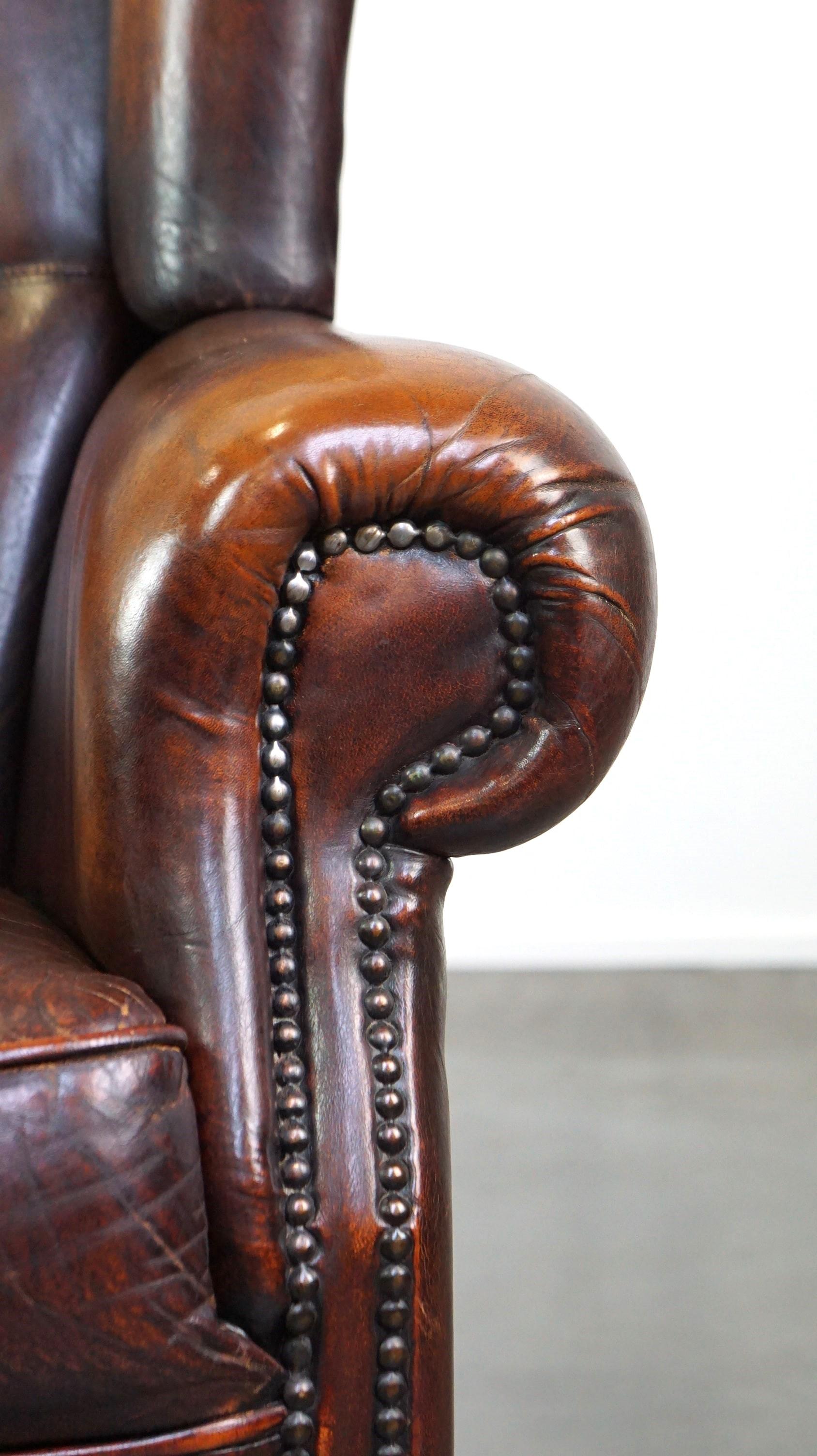 Luxueux fauteuil en peau de mouton avec coussin de siège fixe et confort d'assise haut en vente 3