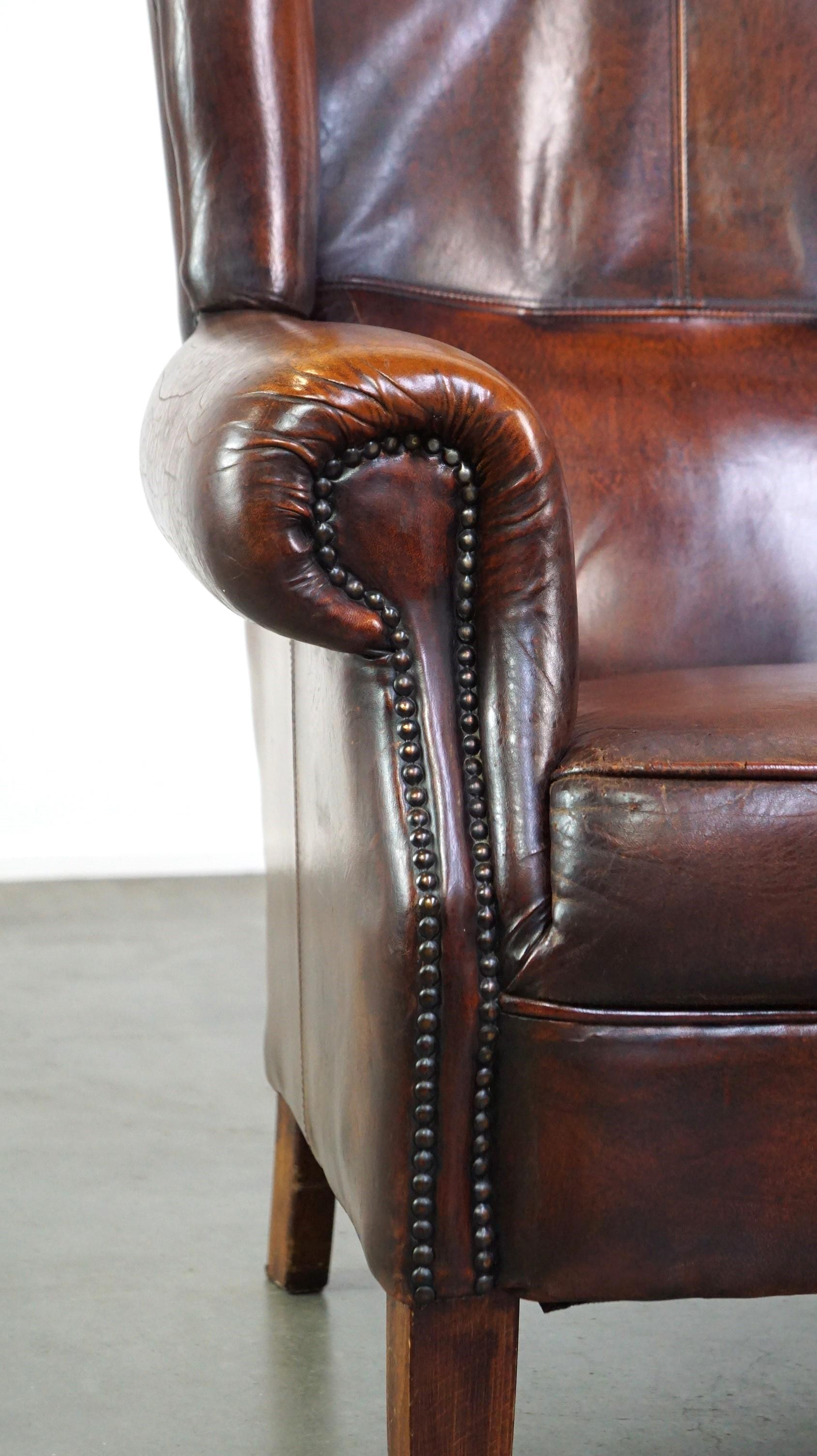 Luxueux fauteuil en peau de mouton avec coussin de siège fixe et confort d'assise haut en vente 2