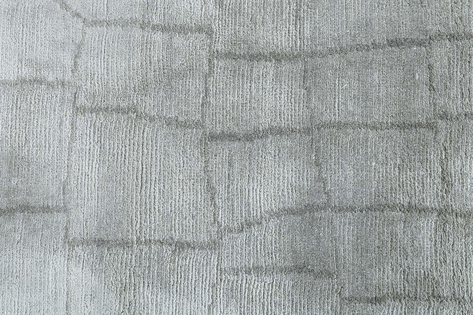 Contemporary Luxurious Silk Rug with Grey Crocodile Skin Design by Doris Leslie Blau For Sale