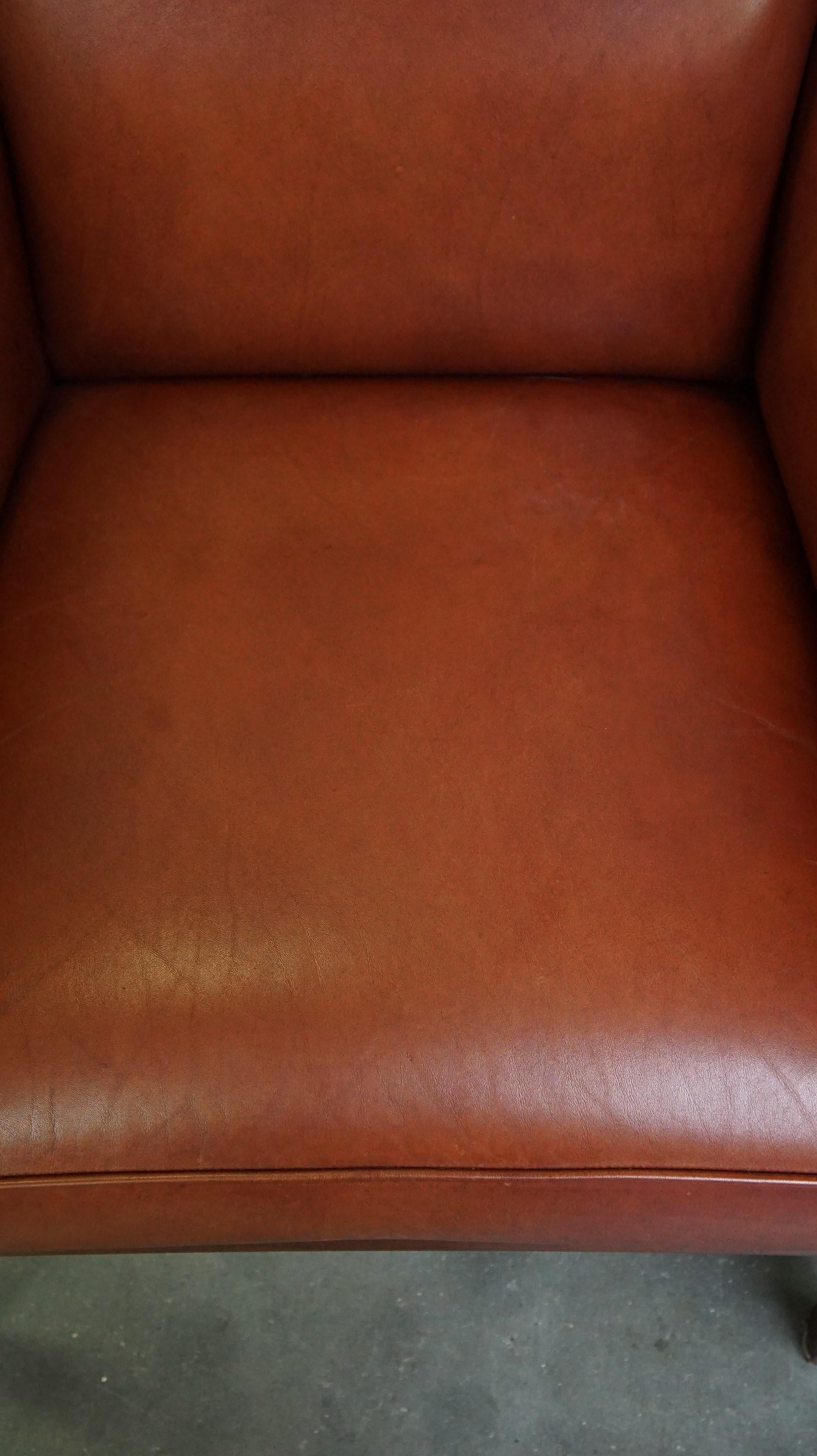 Lussuoso, maestoso, set di 2 poltrone in pelle di mucca color cognac dal design Art Deco In condizioni buone in vendita a Harderwijk, NL