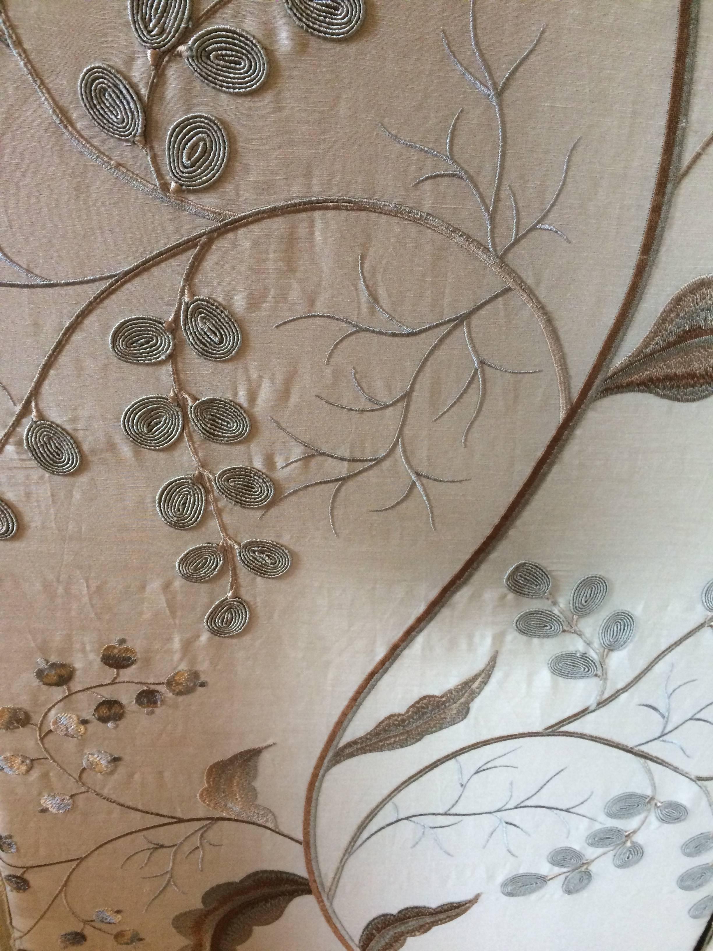 Very elegant tall custom upholstered screen having Pierre Frey Japanese inspired embroidered silk and linen called 'Serenite