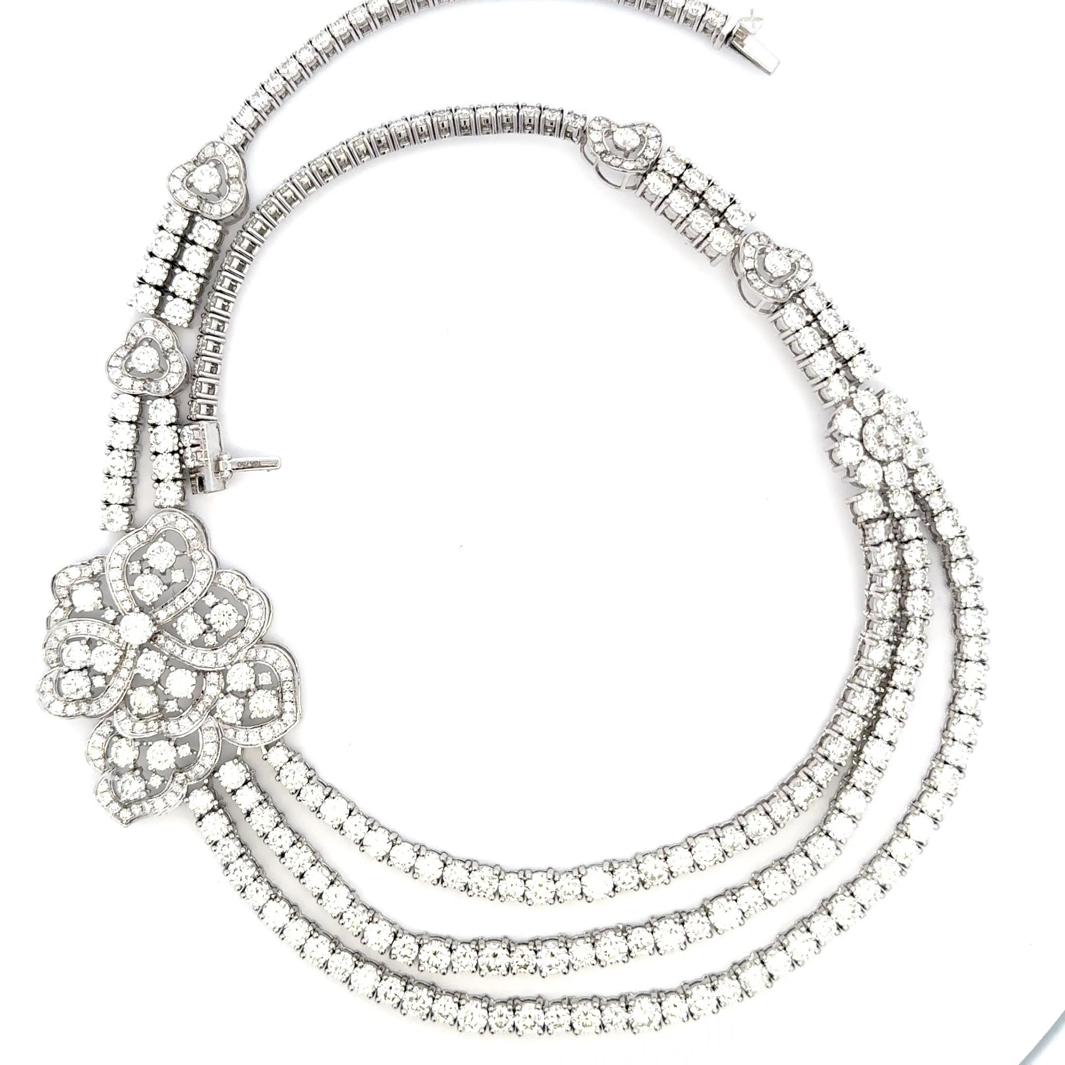 Moderno Collana con diamanti The Row in vendita