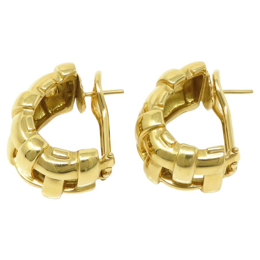 Tiffany&Co. 18 Karat Gelbgold
Ohrringe sind etwa 21 x 15 x 13mm

Gesamtgewicht: 18,3 Gramm





