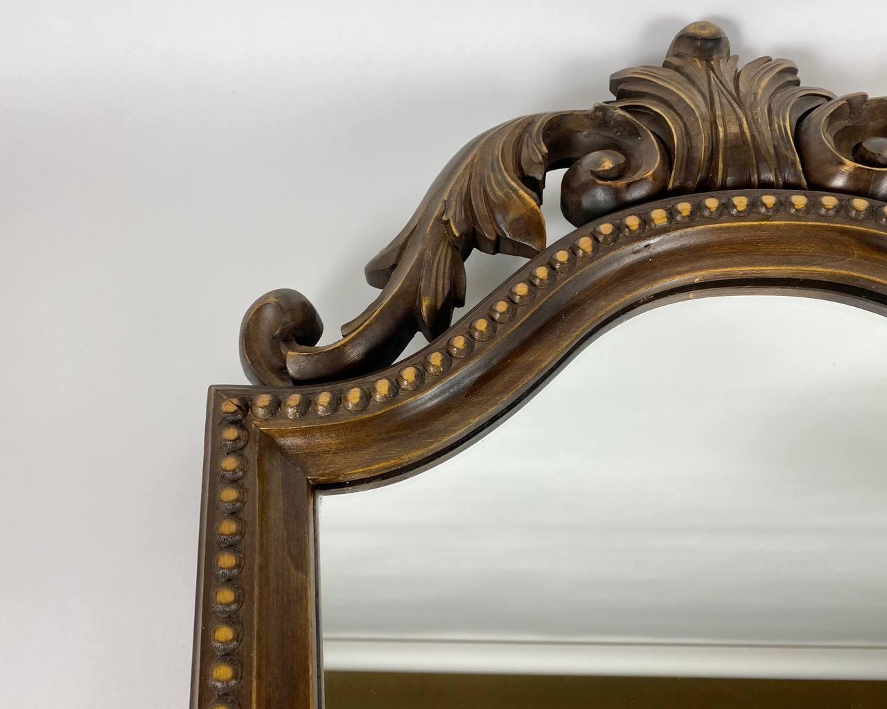 carved frame mirror