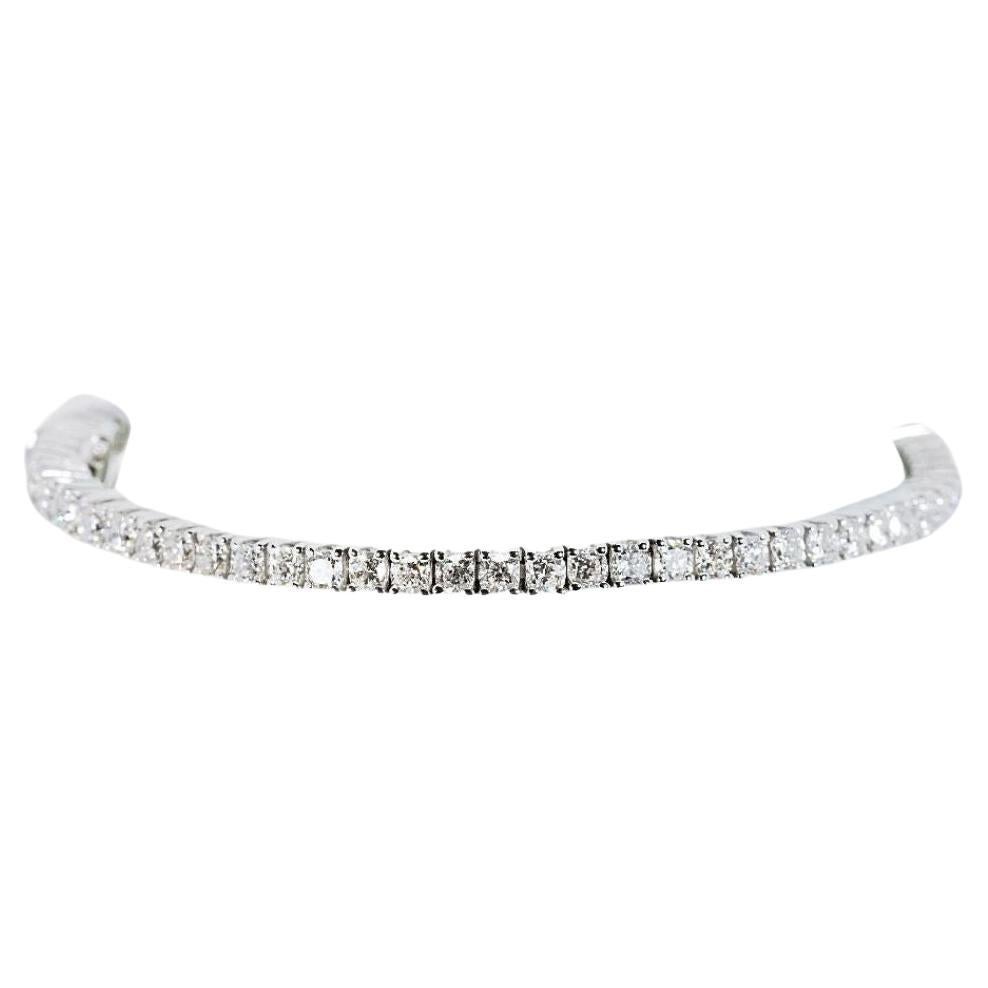 Luxurious 4.96ct Diamond Bracelet in 18K White Gold