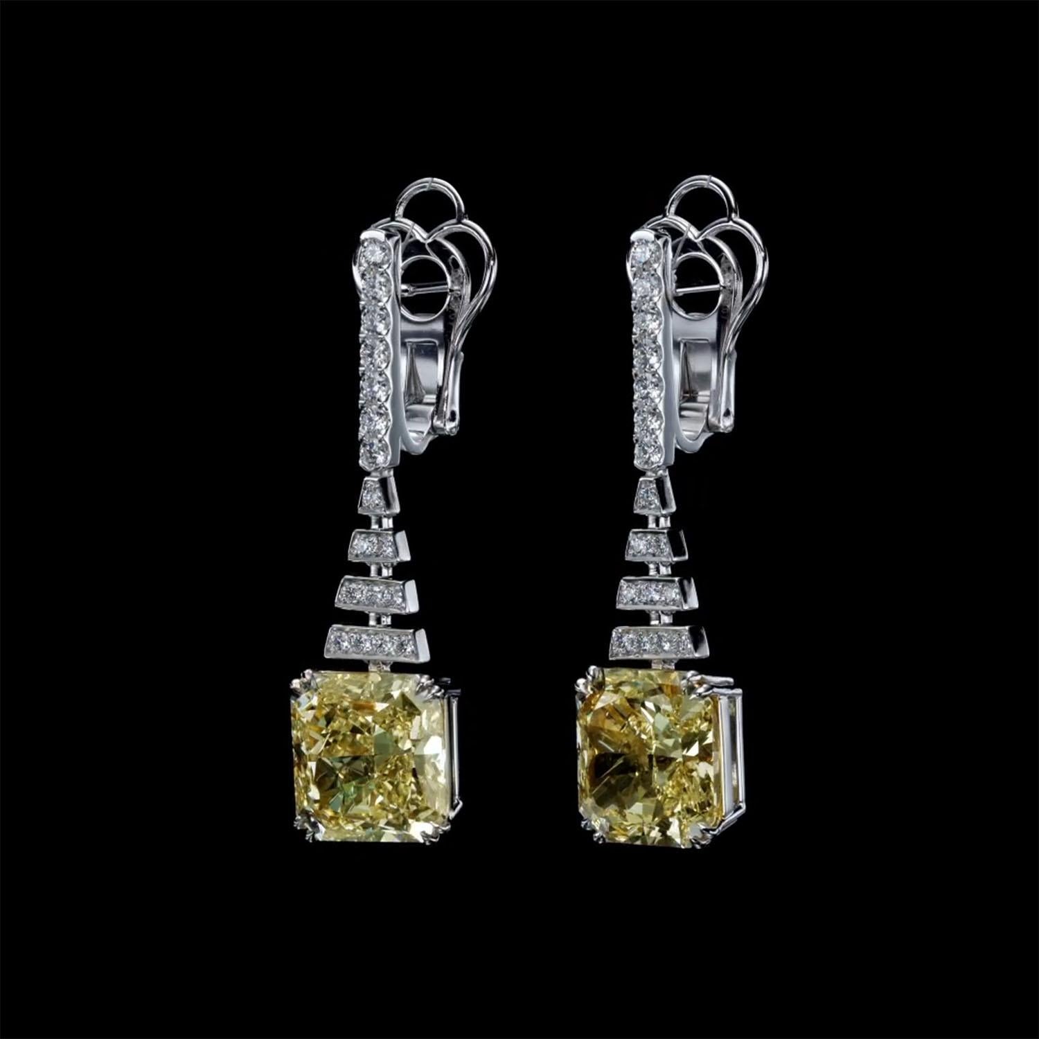 Radiant Cut Luxury 14.12 Carat Fancy Yellow Diamond Earrings, GIA, Drop Diamond Earrings For Sale