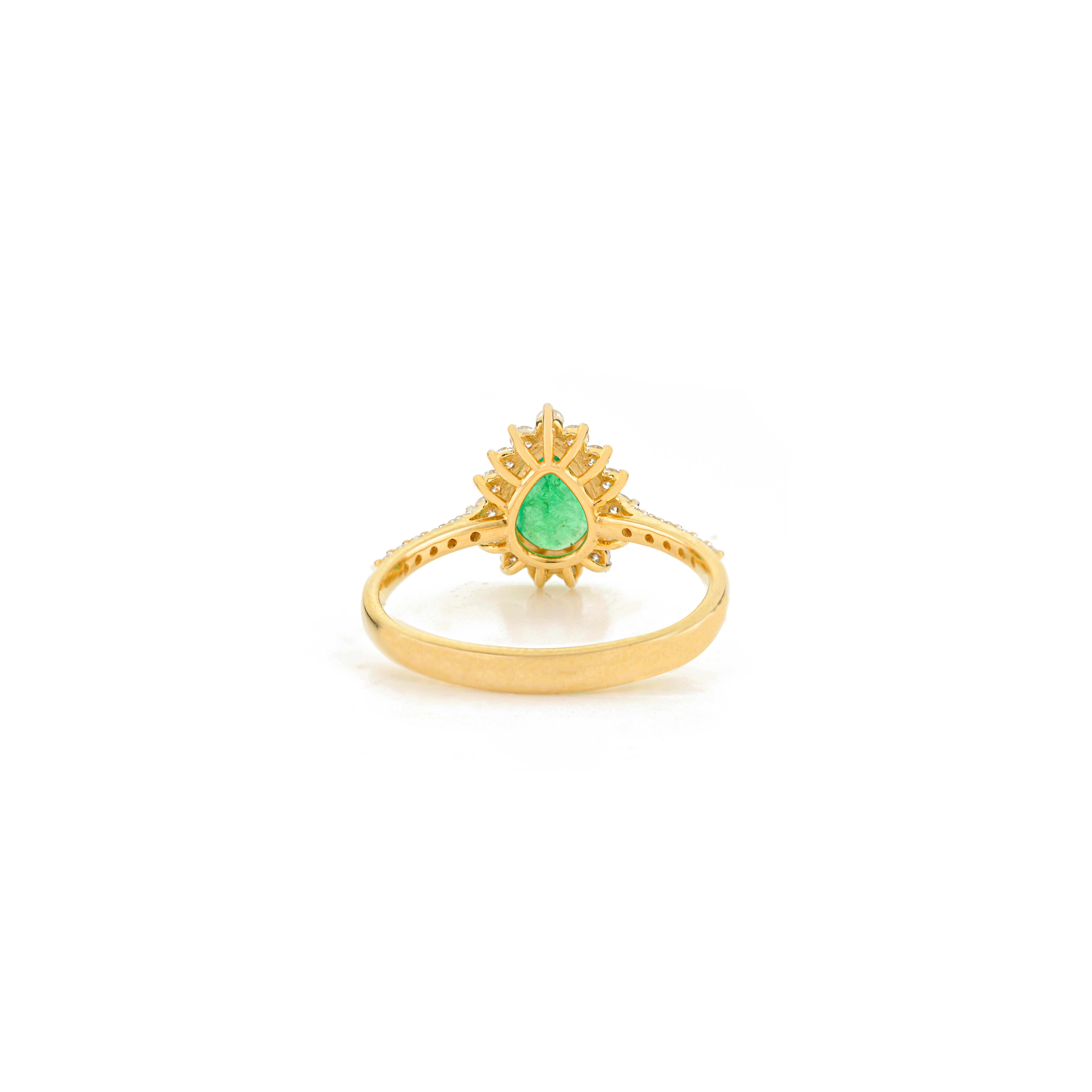 in vendita:  Anello di fidanzamento di lusso in oro giallo massiccio 14k con smeraldo a pera e diamante a forma di aureola 5