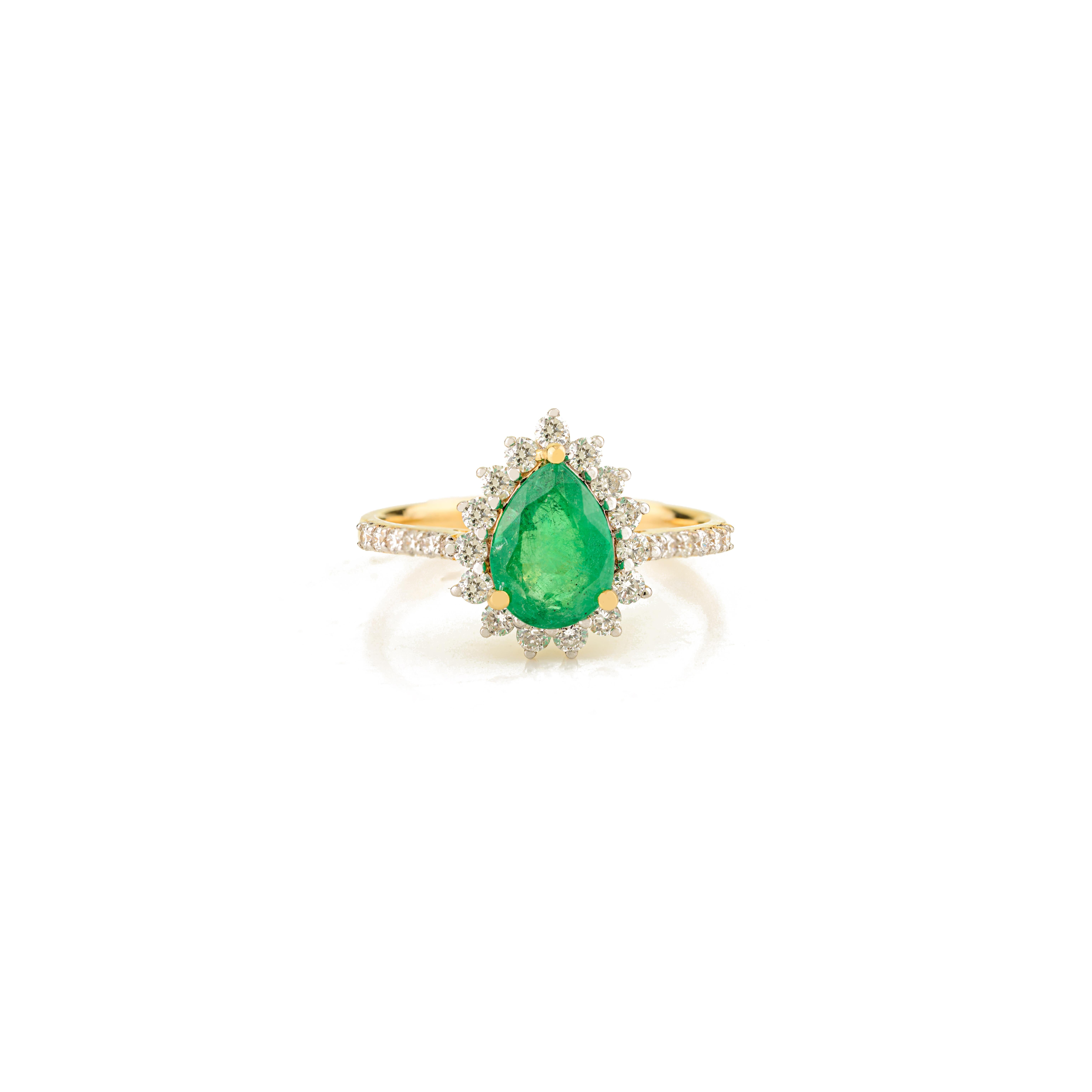 in vendita:  Anello di fidanzamento di lusso in oro giallo massiccio 14k con smeraldo a pera e diamante a forma di aureola 9