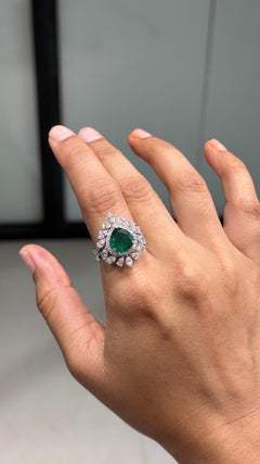 Luxury 2.24Ct Natural Emerald & 1.91Ct Diamond Halo Cocktail Ring 18K White Gold