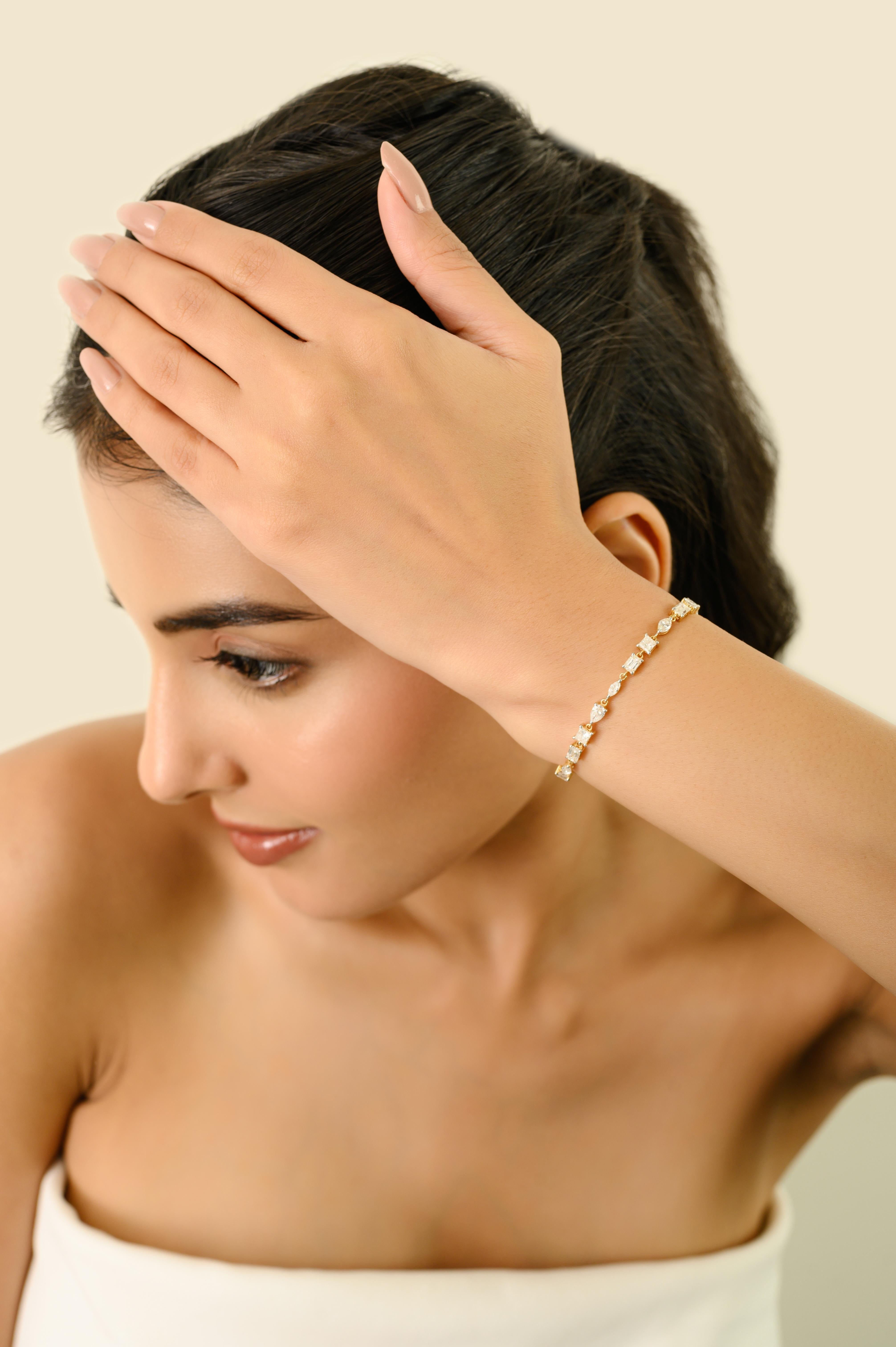 Lujosa Pulsera de Tenis con Diamantes de Corte Mixto de 4,89 qt en Oro Amarillo de 18 quilates Joyería Fina en venta 2