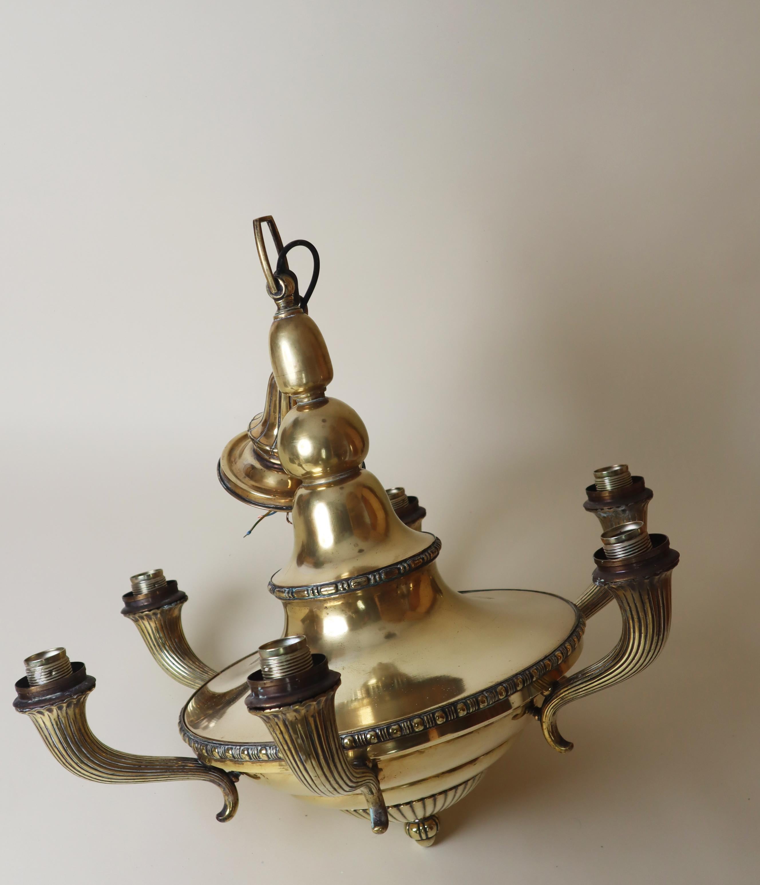 Luxury Alabaster and Brass Art Nouveau Cornucopia Chandelier For Sale 1