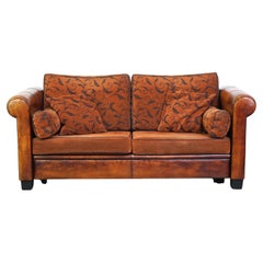 Luxury and comfortable 2.5-seater sheepskin leather sofa, fabric cushions
