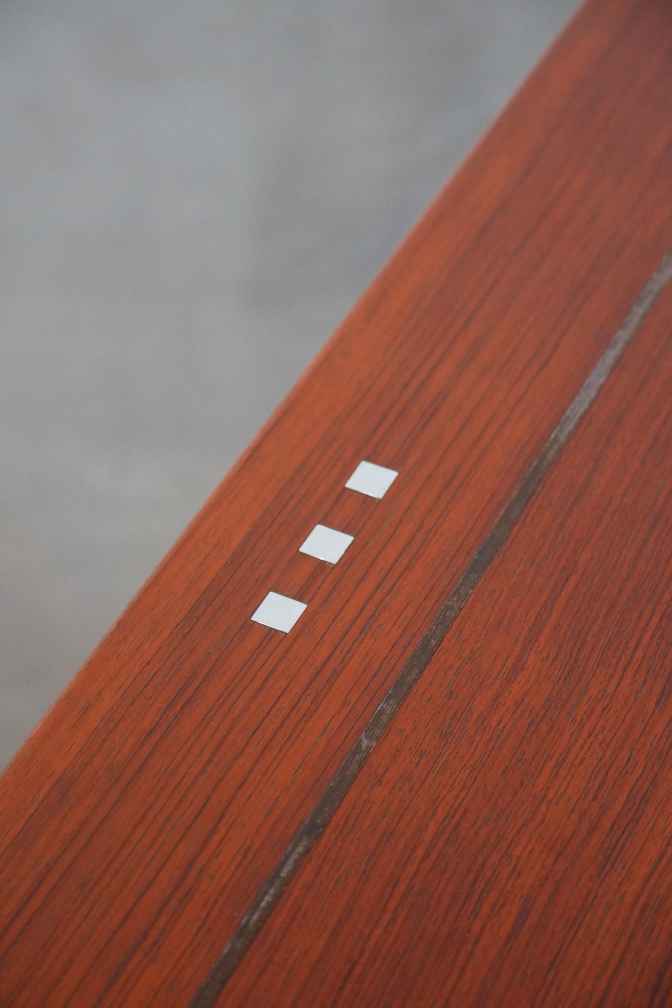 Luxury Art Deco design side/coffee table in a triangle shape For Sale 2