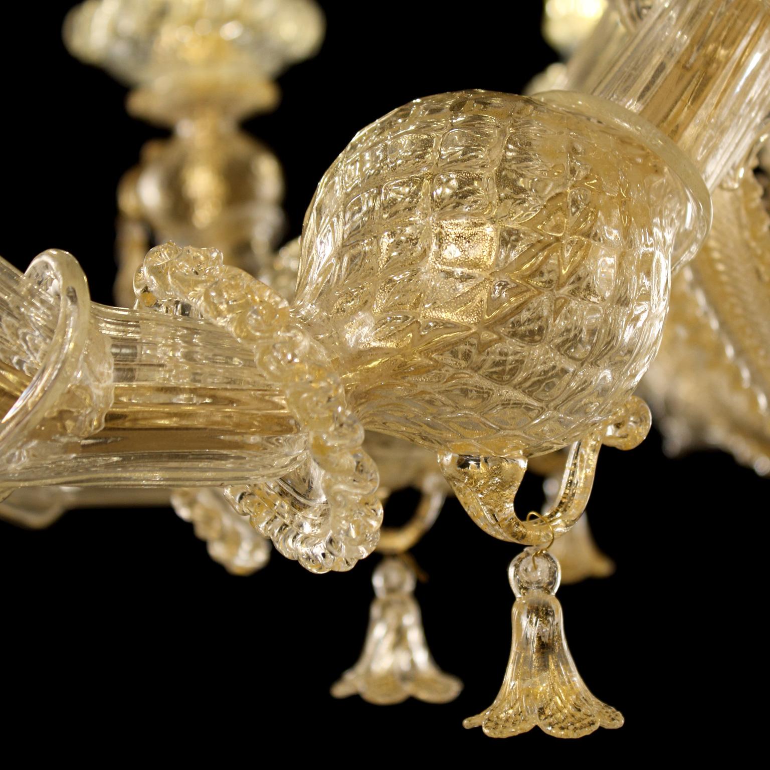 Luxury Artistic Rezzonico Chandelier 12 Arms Gold Murano Glass by Multiforme In New Condition For Sale In Trebaseleghe, IT