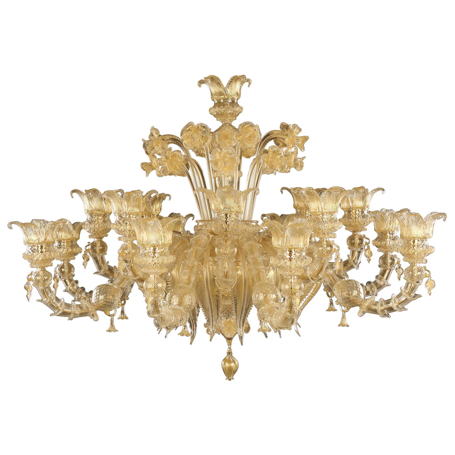 Luxury Artistic Rezzonico Chandelier 8+8 Arms Gold Murano glass by Multiforme For Sale