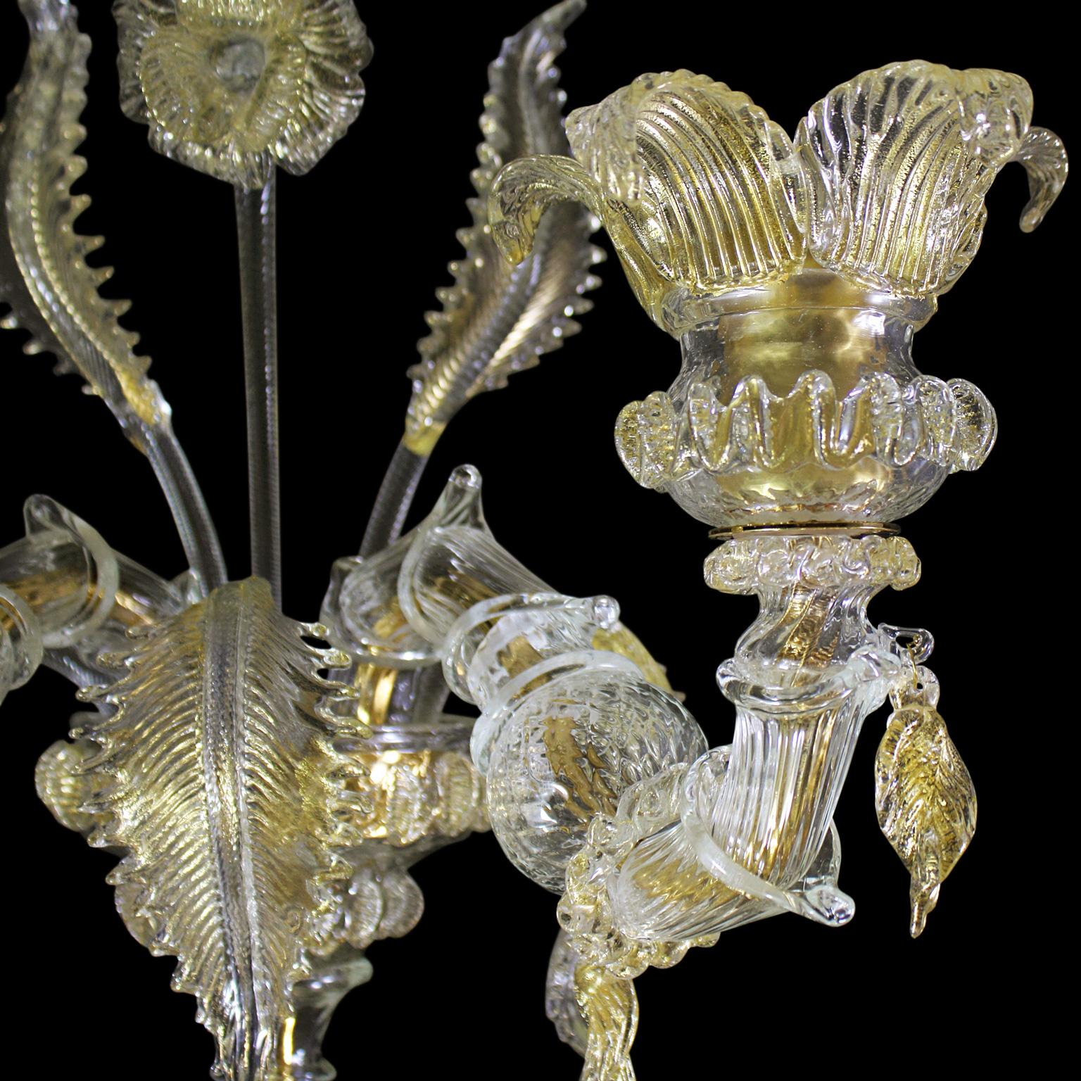 Lujosa Lámpara Artística Rezzonico 5 Brazos de Cristal de Murano Transparente y Dorado by Multiforme Italiano en venta