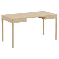 Minimalistischer moderner Arbeitstisch aus Eschenholz