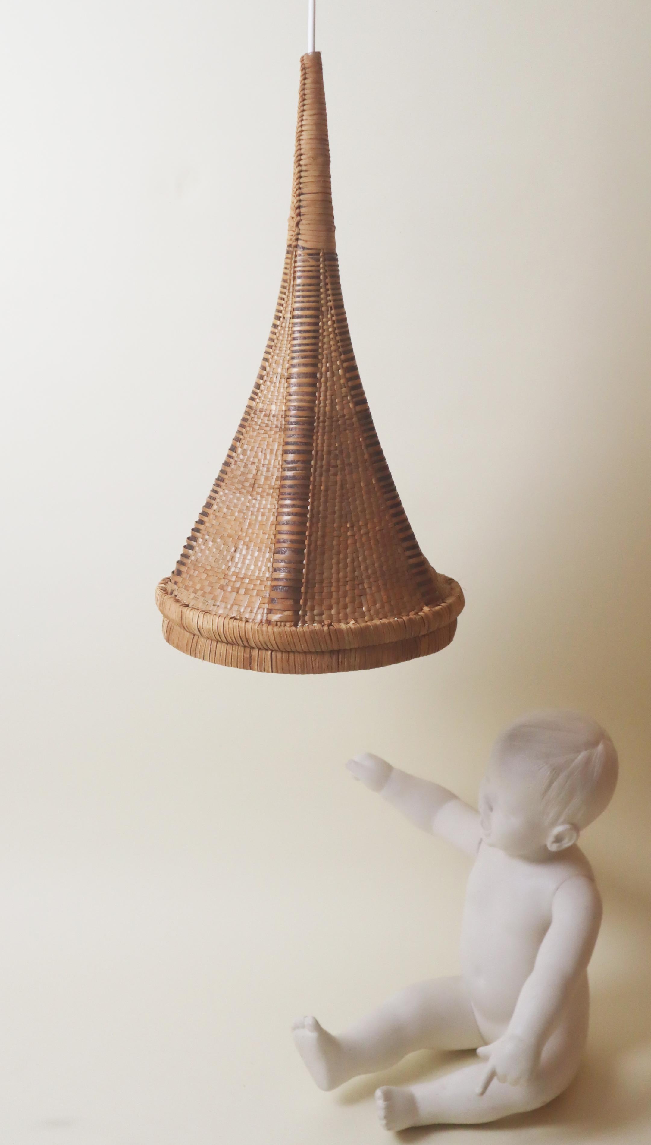 Luxury Bambu Trumpet Hanging Lamp For Sale 3