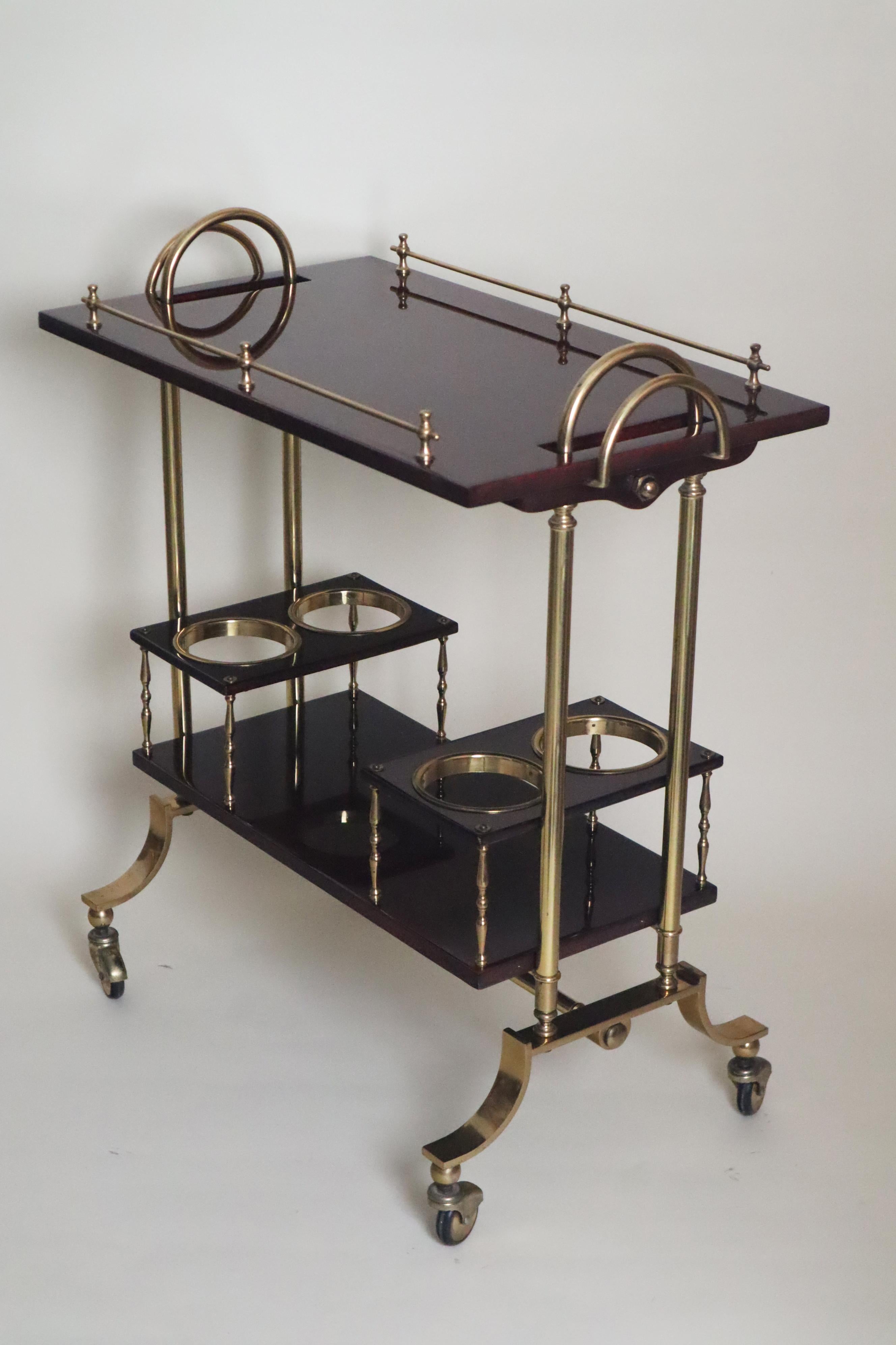 Luxury Bar Cart in Dark Red Goatskin and Brass with Removable Tray  Aldo Tura For Sale 4