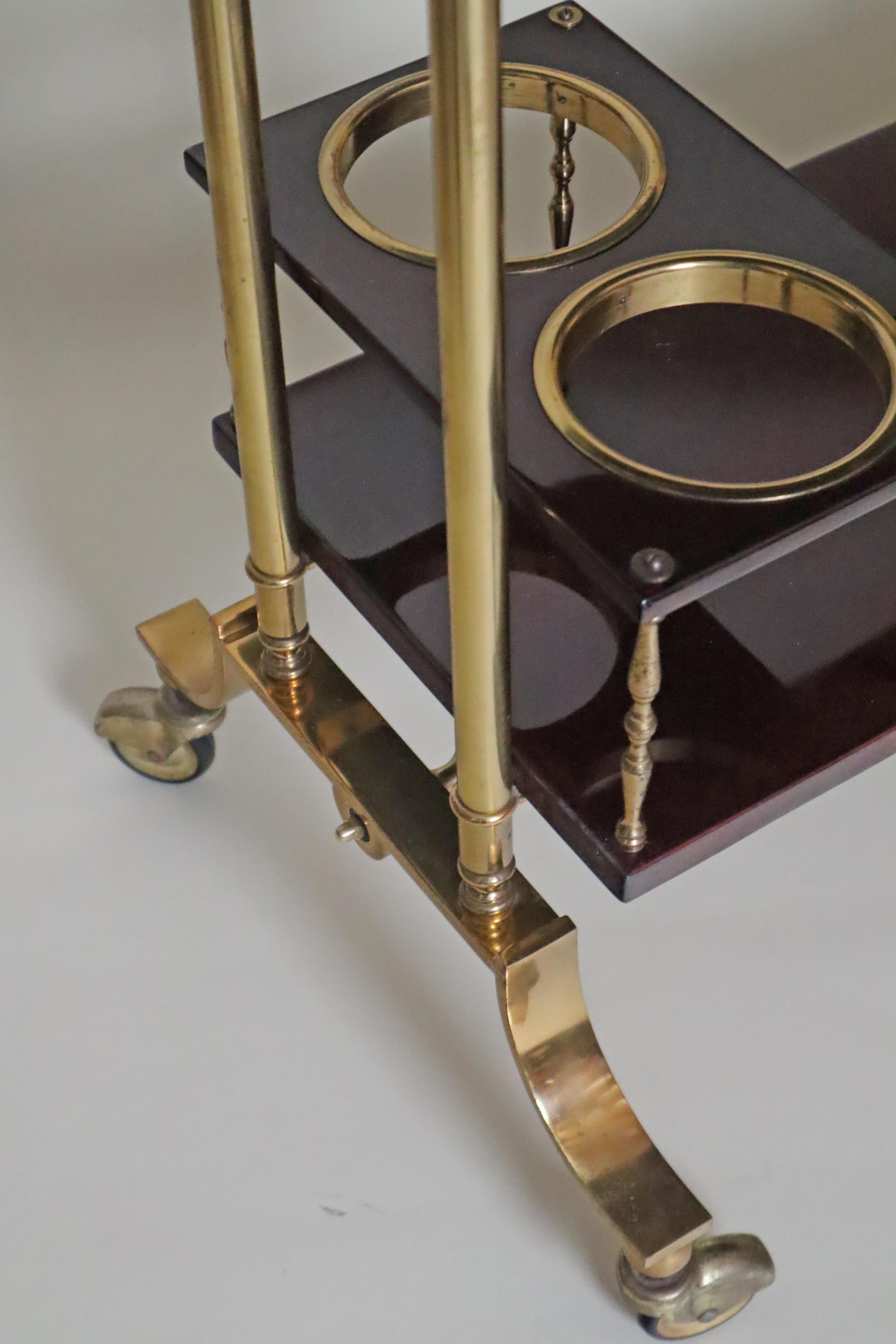 Luxury Bar Cart in Dark Red Goatskin and Brass with Removable Tray  Aldo Tura For Sale 9