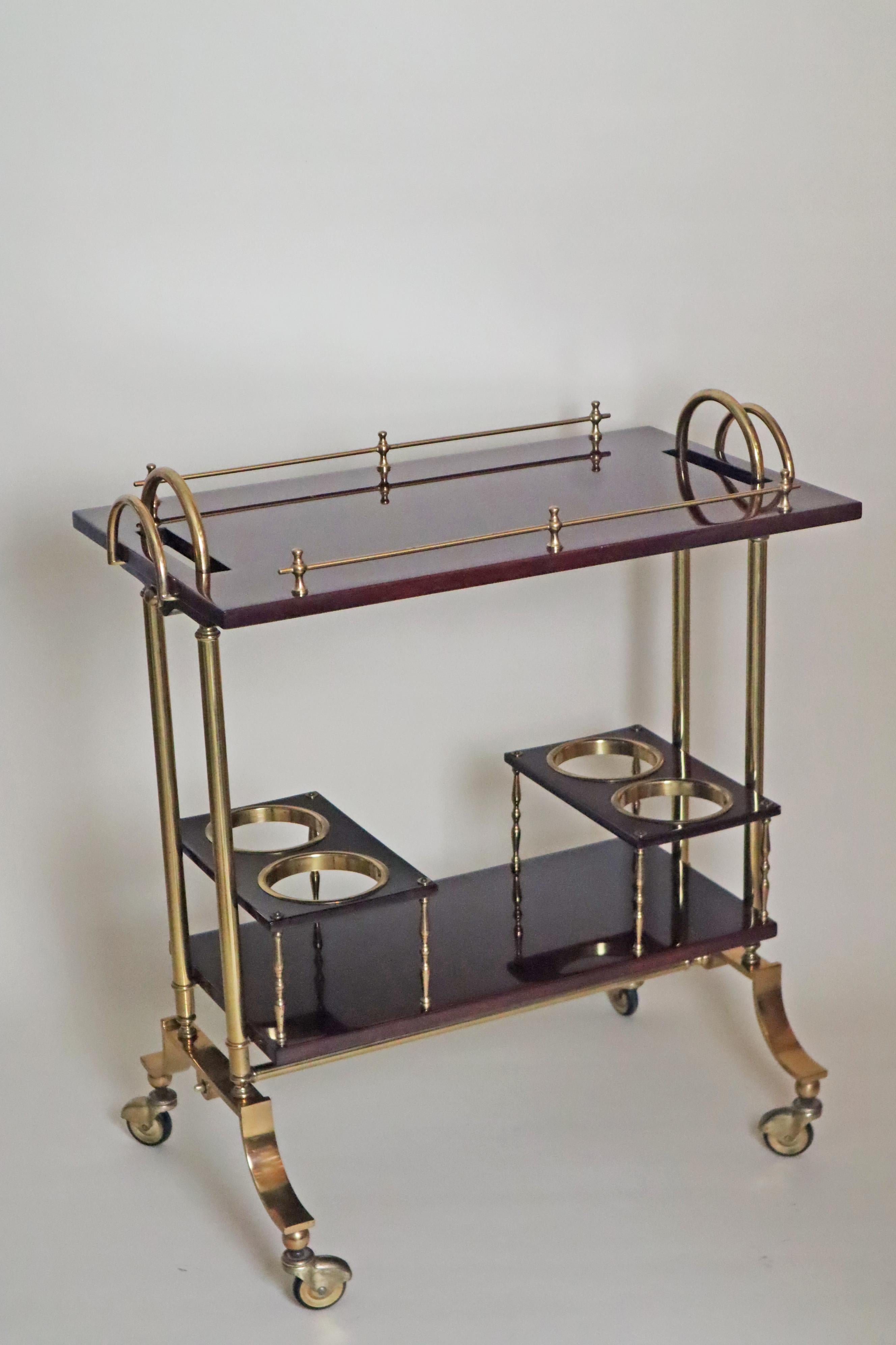 Luxury Bar Cart in Dark Red Goatskin and Brass with Removable Tray  Aldo Tura For Sale 12