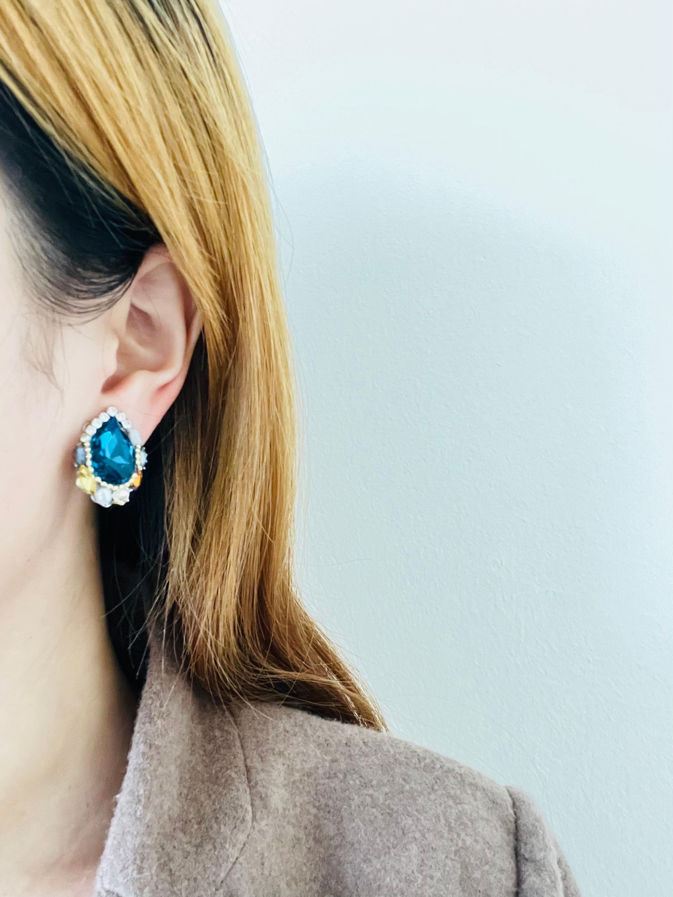 Women's or Men's Luxury Blue Navy Pearl Swarovski Crystals Tear Water Retro Drop Clip Earrings For Sale